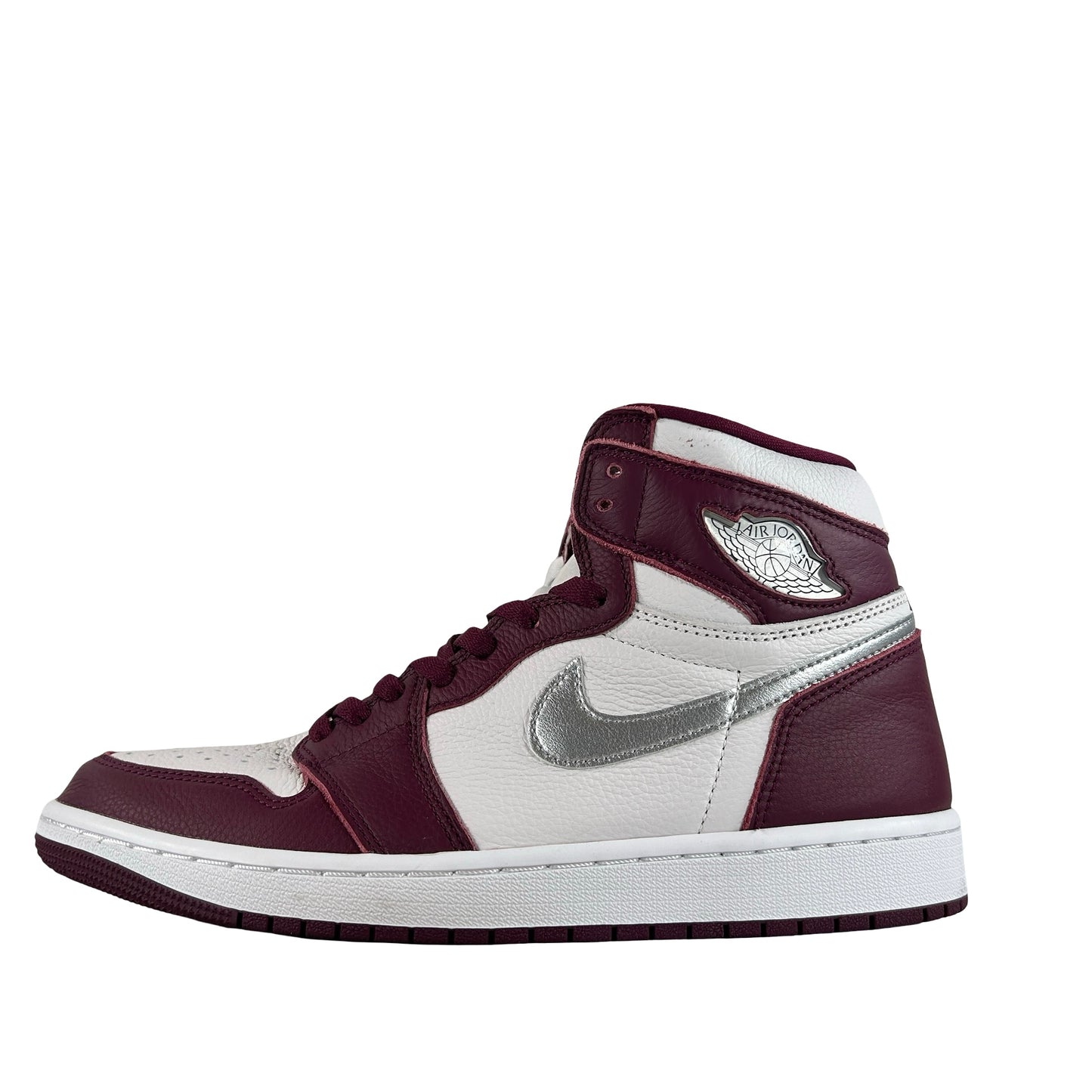 555088 611 Jordan 1 Retro High OG Bordeaux [USED] - 9.5 M (Used)