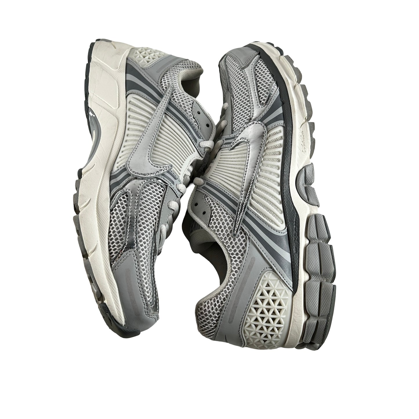 IM2219 121 Nike Zoom Vomero 5 Metallic Silver [USED] - 13 M (Used)