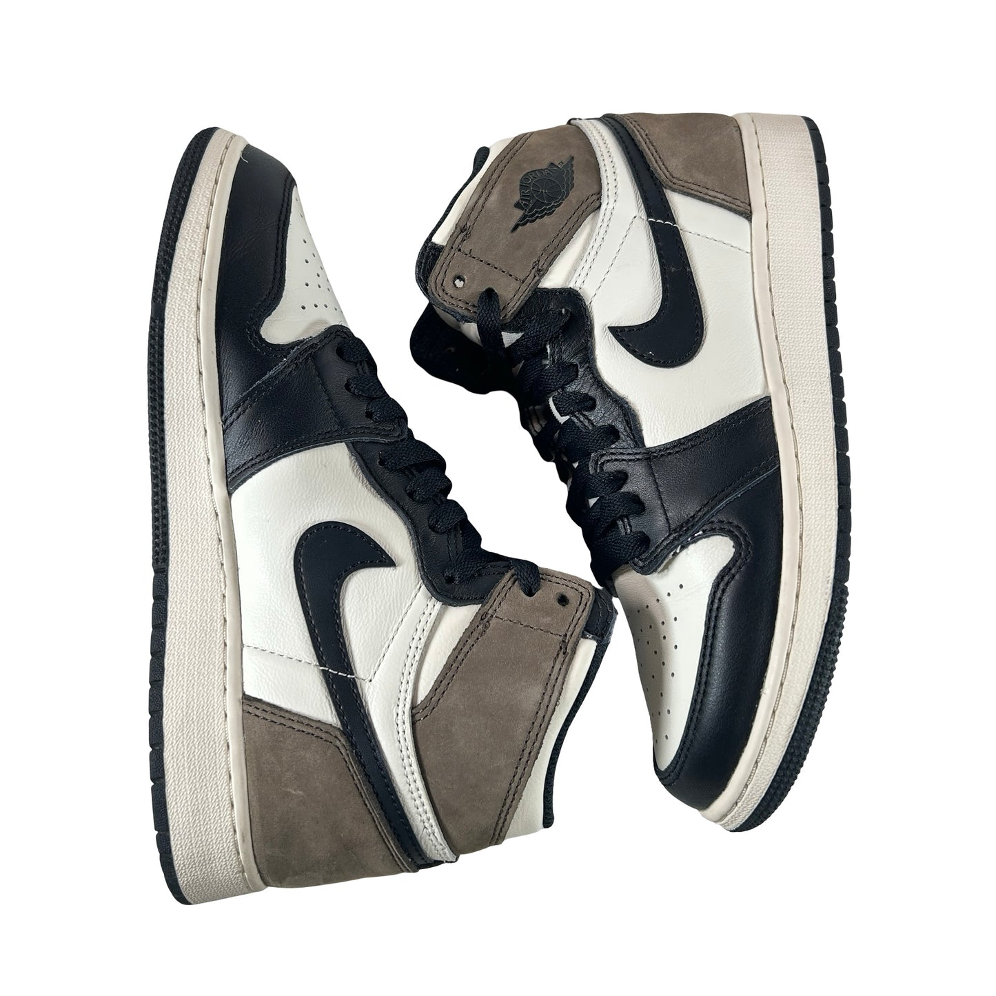 575441 105 Jordan 1 Mocha (GS) [USED] - 6 Y (Used3)