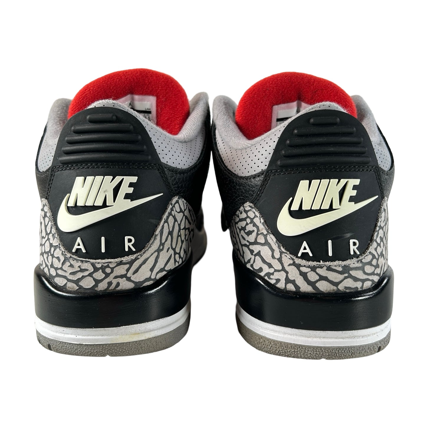 854262 001 Jordan 3 Black Cement 2018 [USED] - 8.5 M (Used) (No Box)