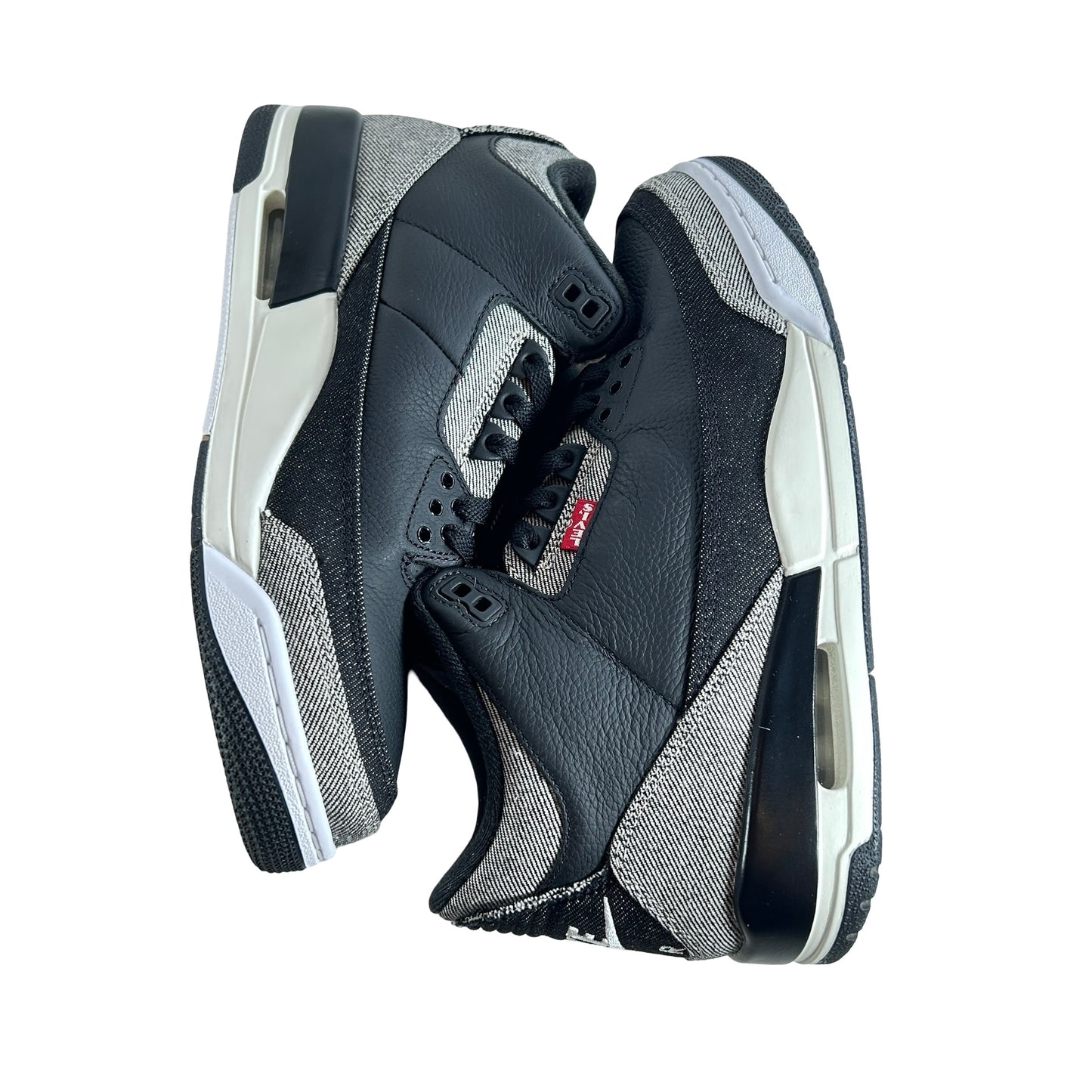 IR0914 400 Jordan 3 Retro Levi’s Black [USED] - 8.5 M (Used2)