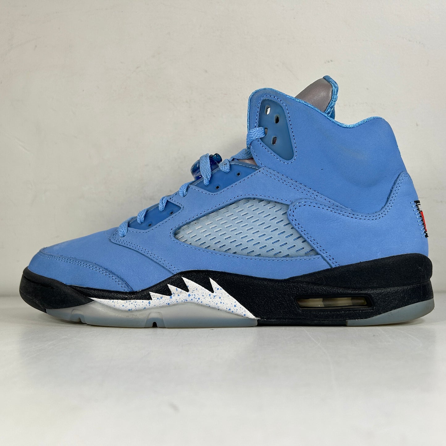 DV1310 401 Jordan 5 Retro UNC University Blue [USED] - 13 M (Used2) (Replace Box)