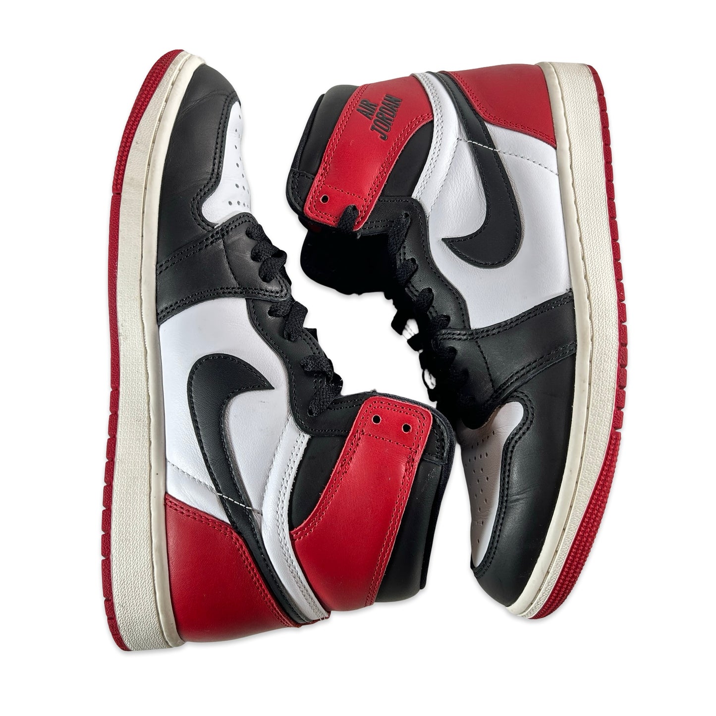 DZ5485 106 Jordan 1 Retro High OG Black Toe Reimagined [USED] - 9.5 M (Used8)