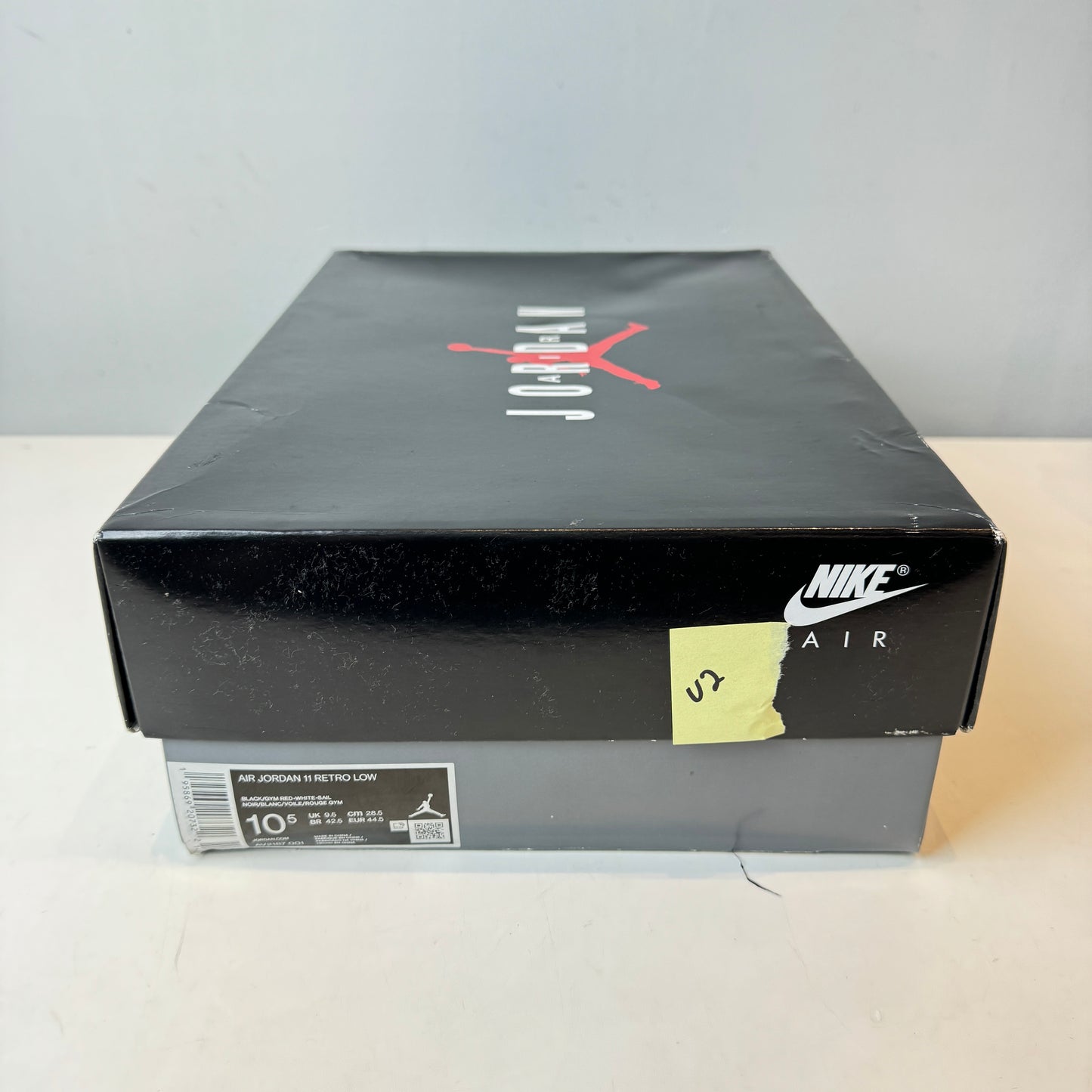 AV2187 001 Jordan 11 Retro Low 72-10 [USED] - 10.5 M (Used2)