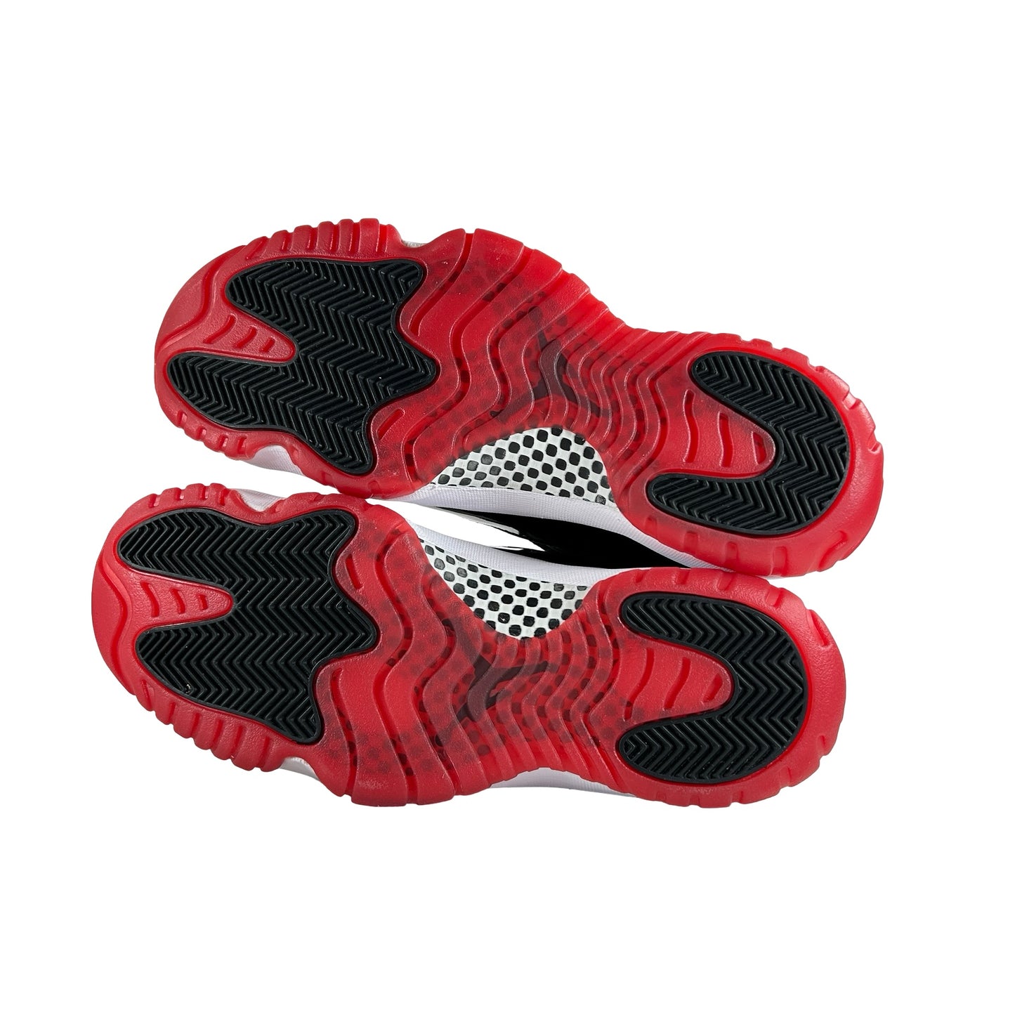 378037 061 Jordan 11 Bred (2019) [USED] - 9 M (VNDS2)