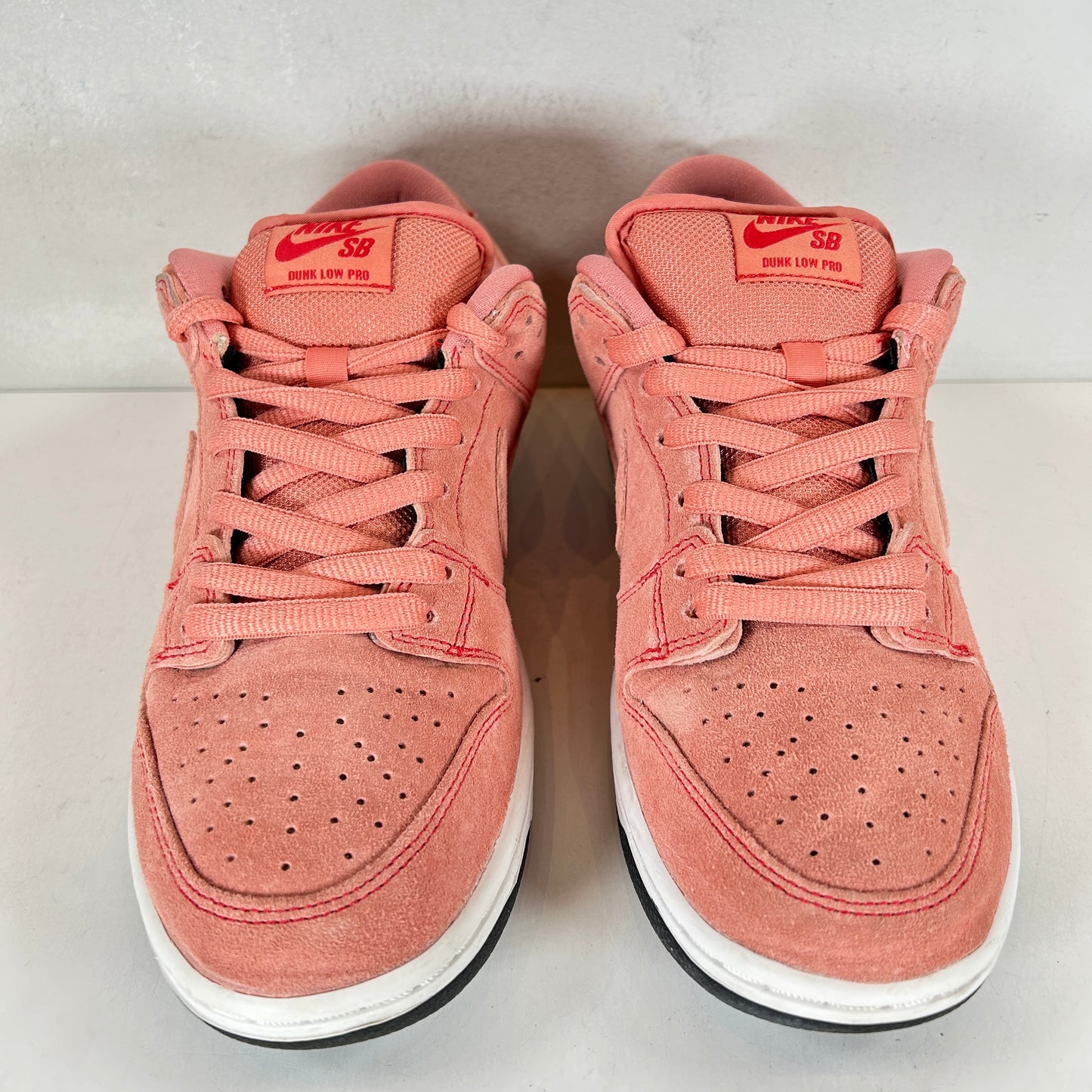 CV1655 600 Nike SB Dunk Low Pink Pig [USED] - 8.5 M (Used)
