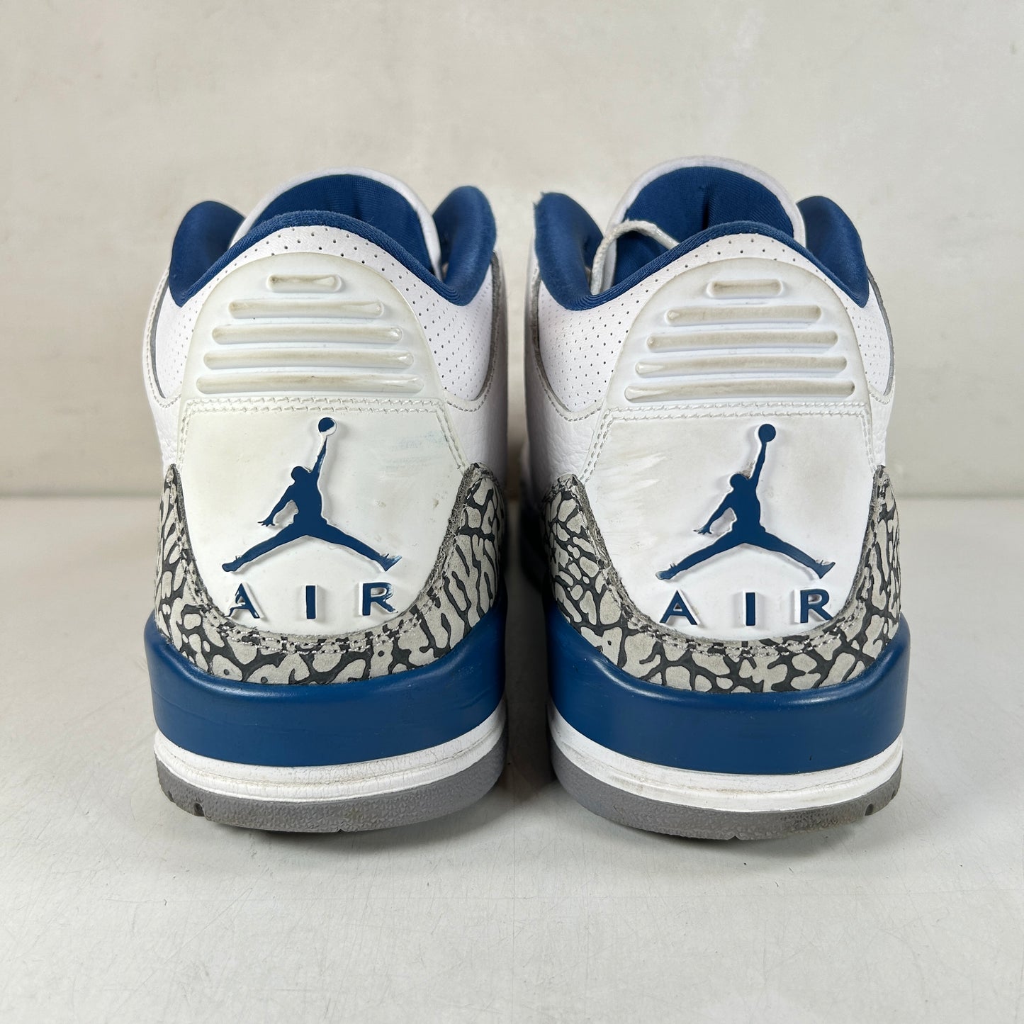 CT8532 148 Jordan 3 Retro Wizards [USED] - 10.5 M (Used3)