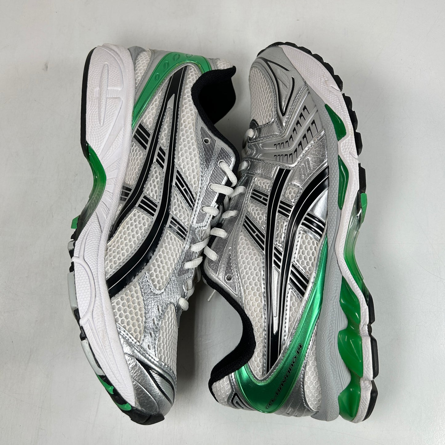 1201A019 110 ASICS Gel-Kayano 14 White Malachite Green [USED] - 10 M (Used2)