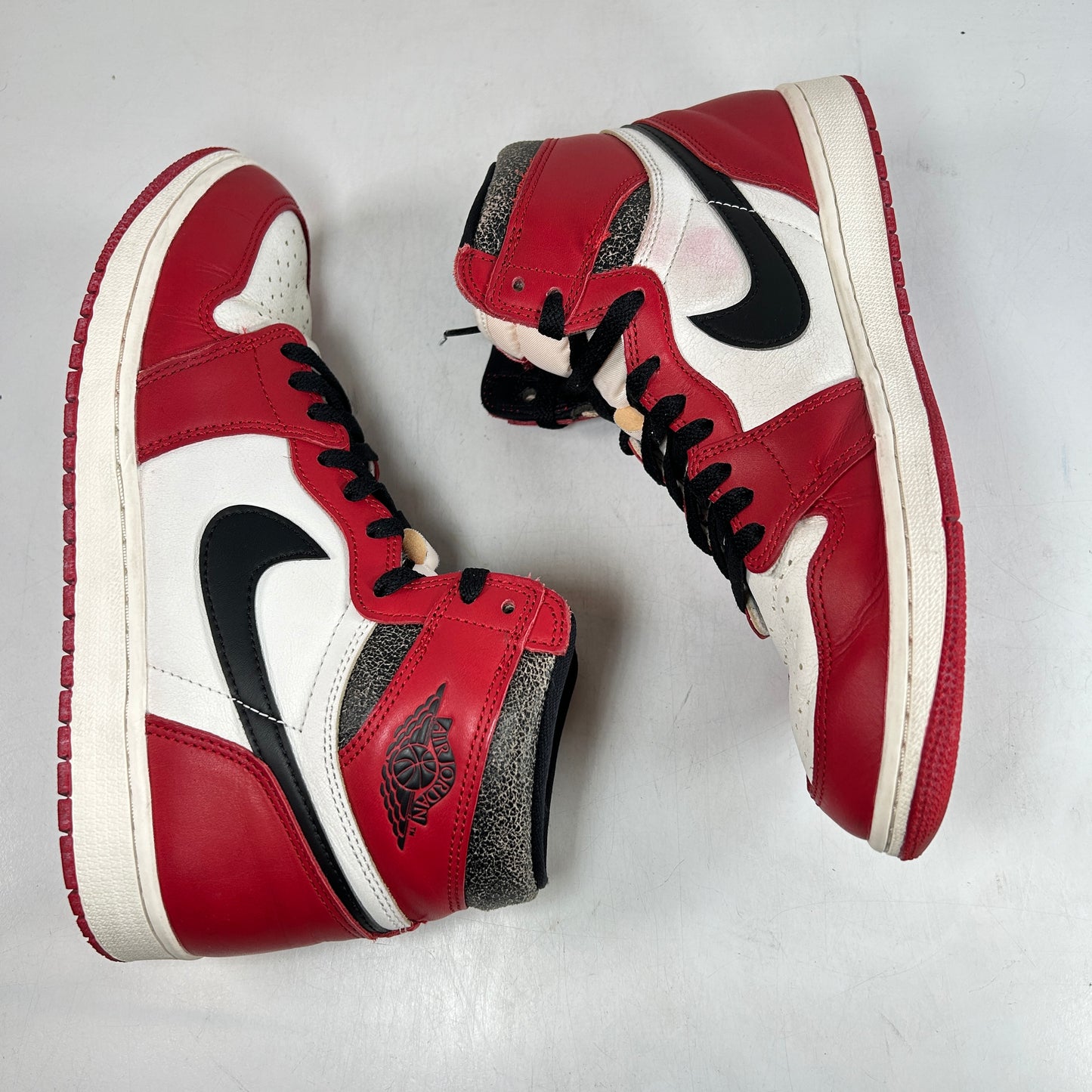 DZ5485 612 Jordan 1 Retro High OG Chicago Lost and Found [USED] - 11 M (Used2)