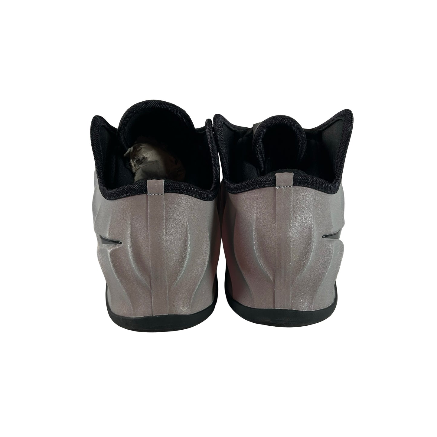 FZ5590 002 Nike GT Future Metallic Silver [Used] - 6 M (Used)