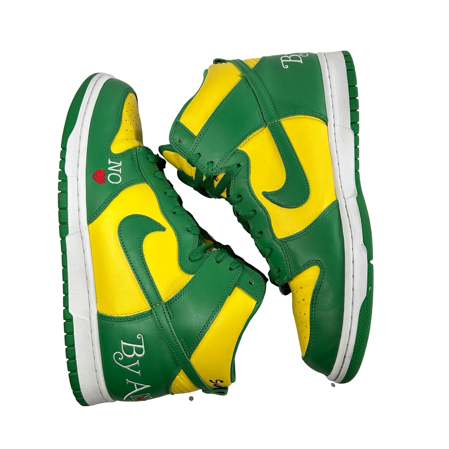 DN3741 700 Nike SB Dunk High Supreme By Any Means Brazil [USED] - 10.5 M (Used)