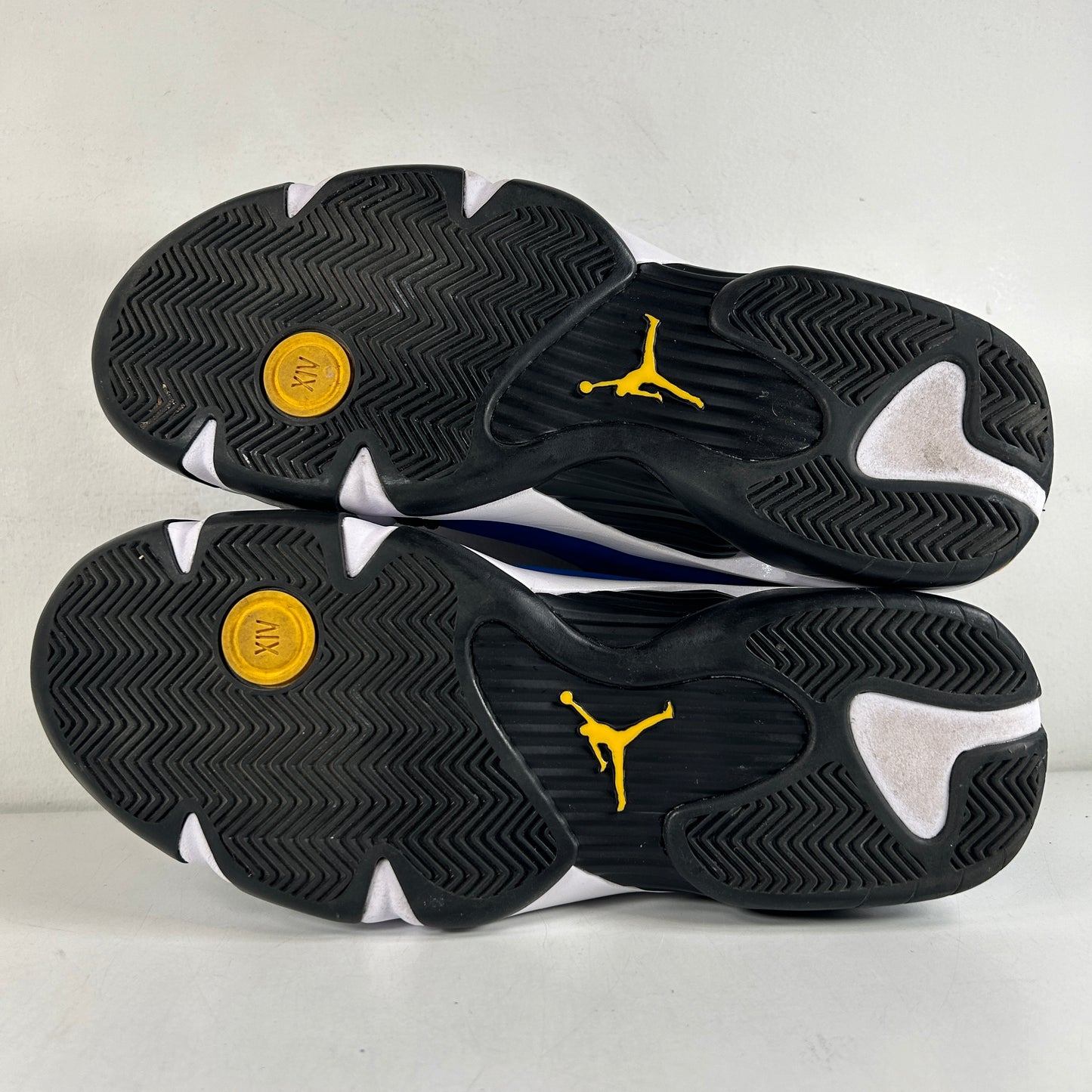 487471 407 Jordan 14 Retro Laney [USED] - 10 M (Used)