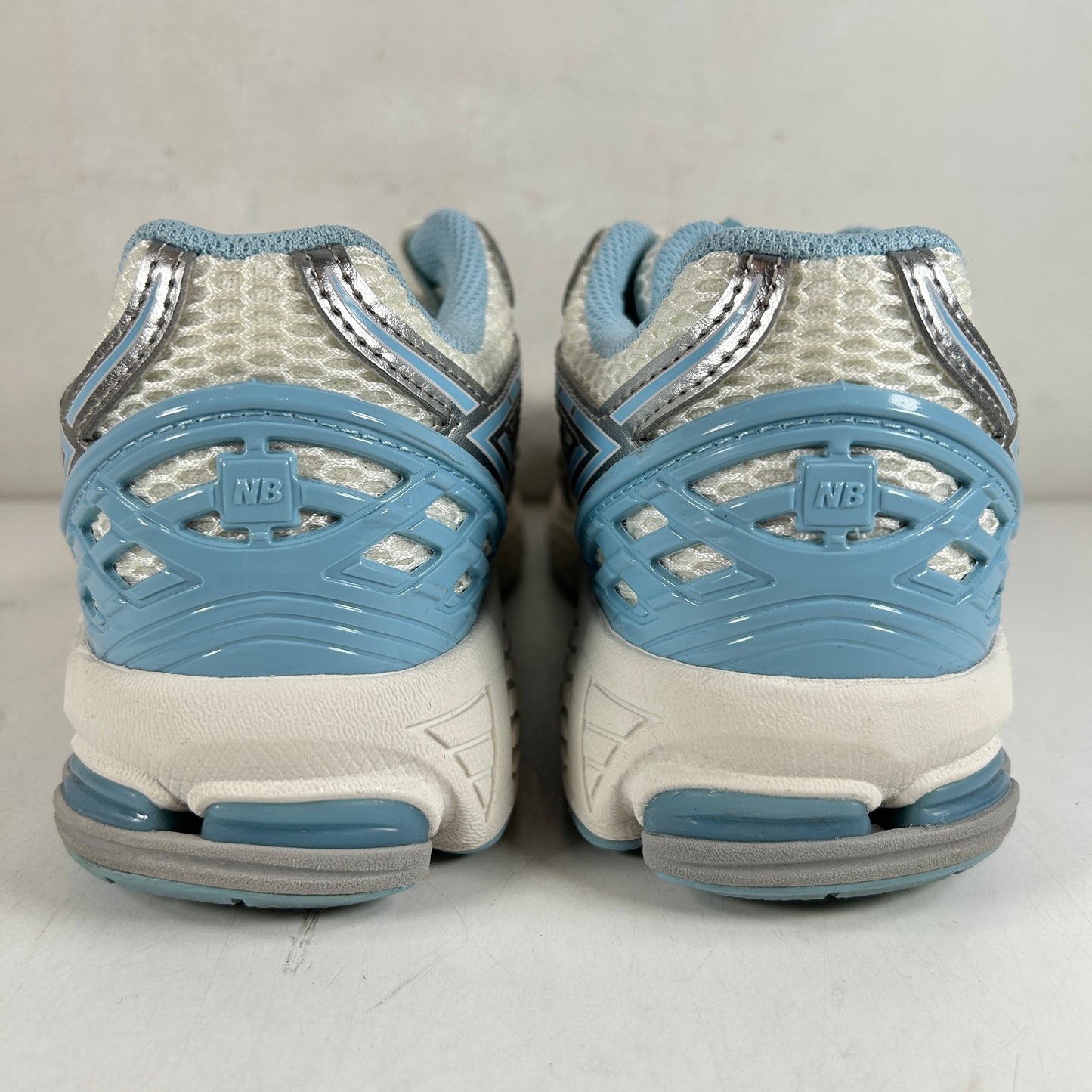 GC1906EW New Balance 1906R SIlver Metallic Chrome Blue (GS) [USED] - 6 Y (Used)
