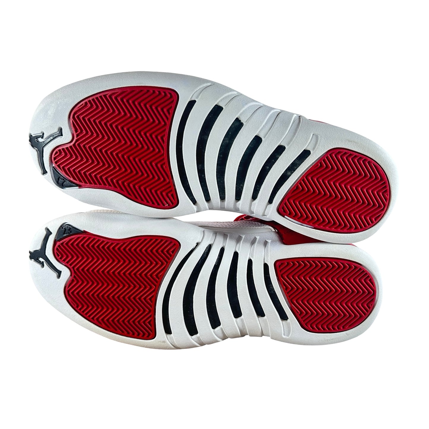 130690 600 Jordan 12 Retro Gym Red - 8.5 M (Yellowing)