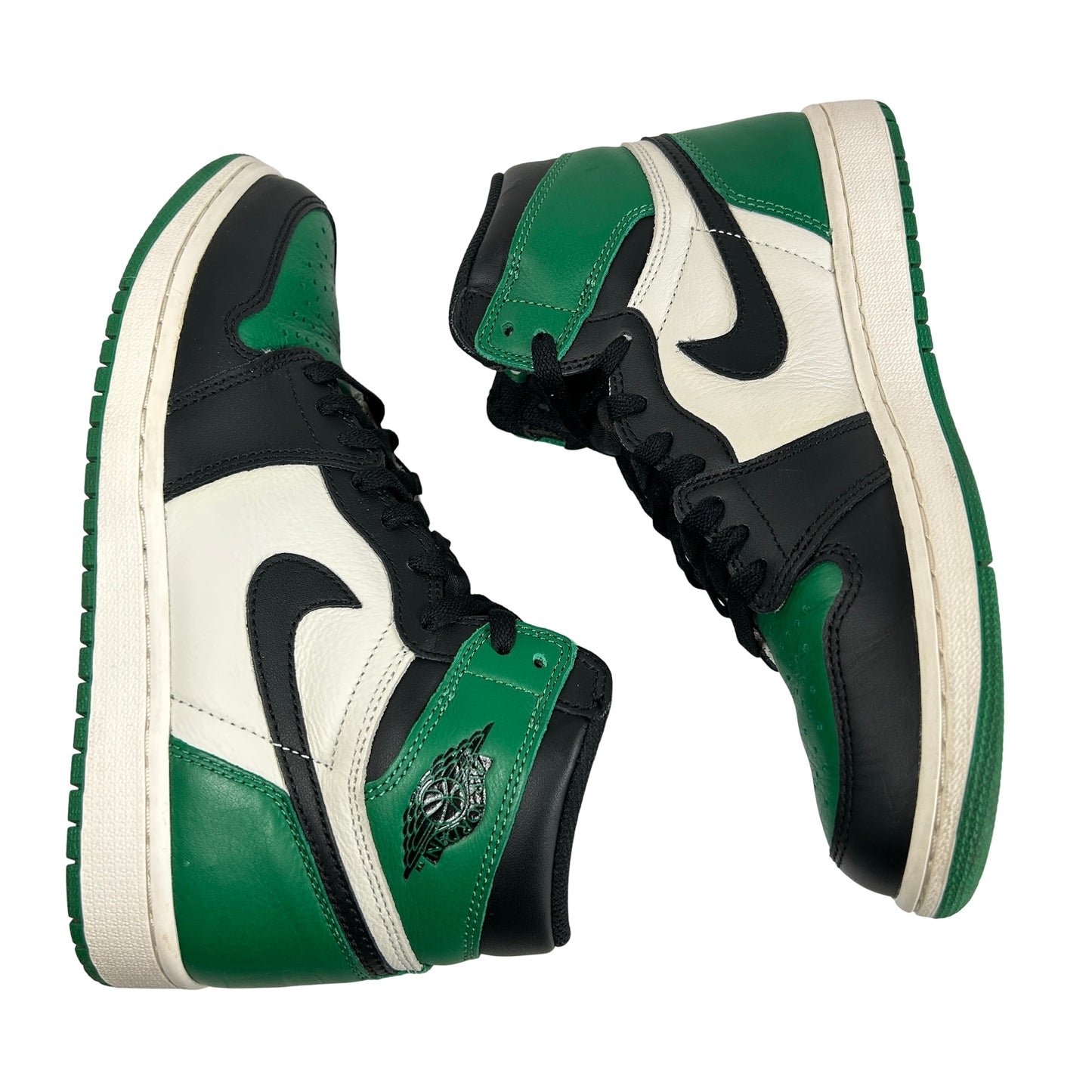 555088 302 Jordan 1 Retro High Pine Green [USED] - 8.5 M (Used)