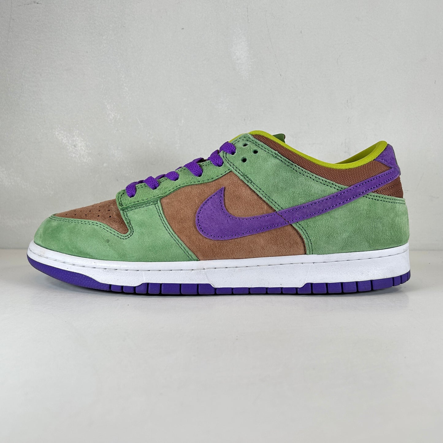DA1469 200 Nike Dunk Low Veneer (2020) [USED] - 13 M (Used)