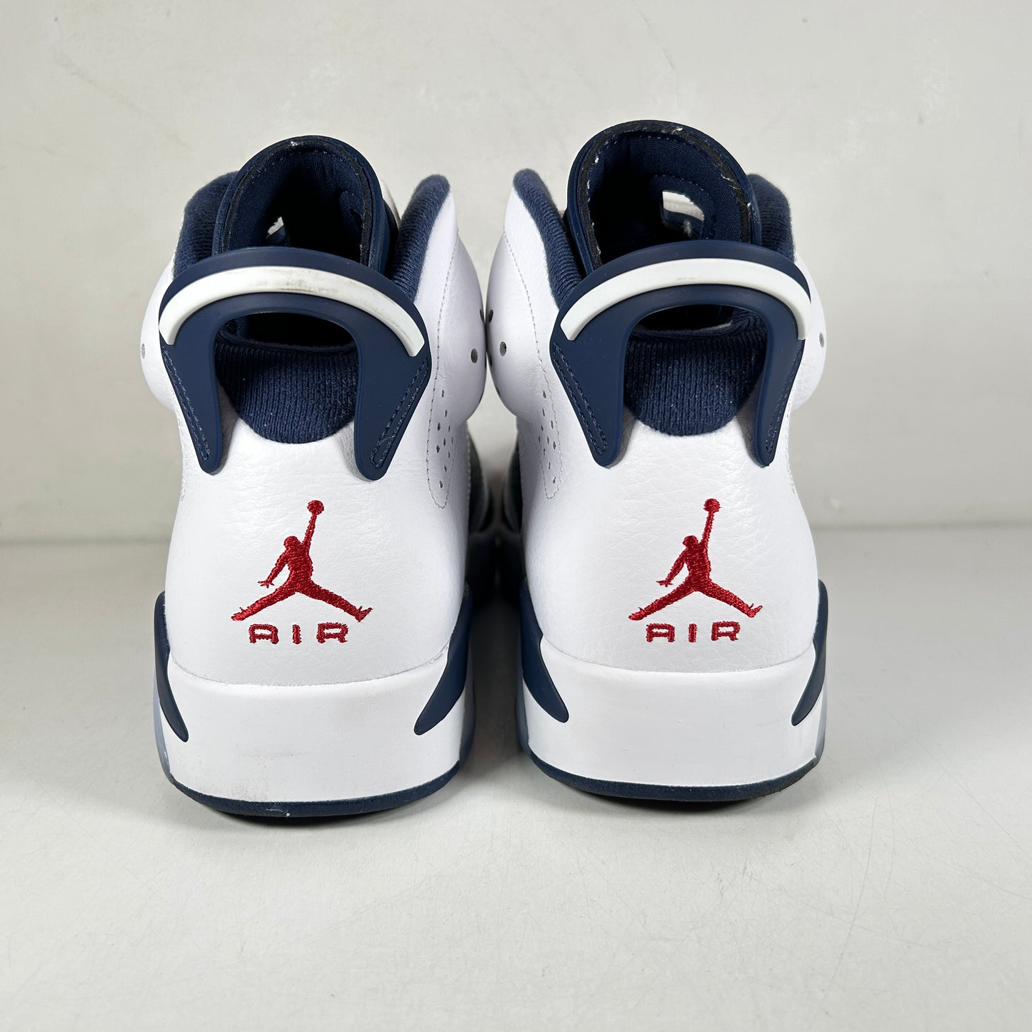 CT8529 164 Jordan 6 Retro Olympic (2024) - 10 M (Used)