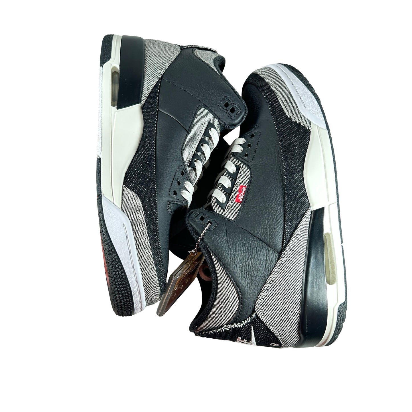 IR0914 400 Jordan 3 Retro Levi’s Black [USED] - 10.5 M (Used)