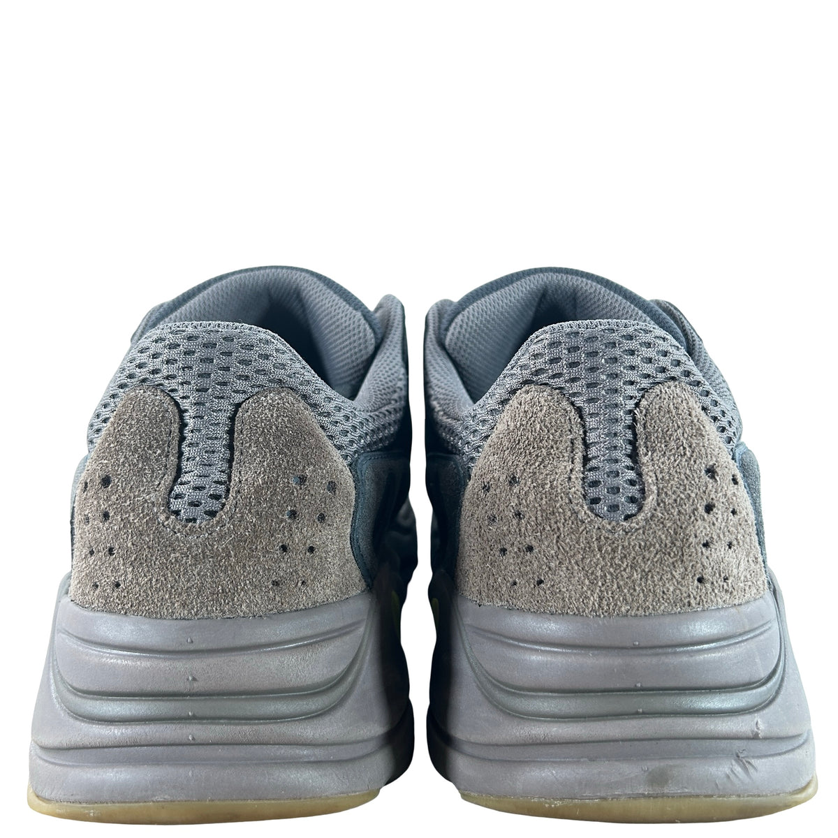 EE9614 Yeezy Boost 700 Mauve [USED] - 10 M (Used3)