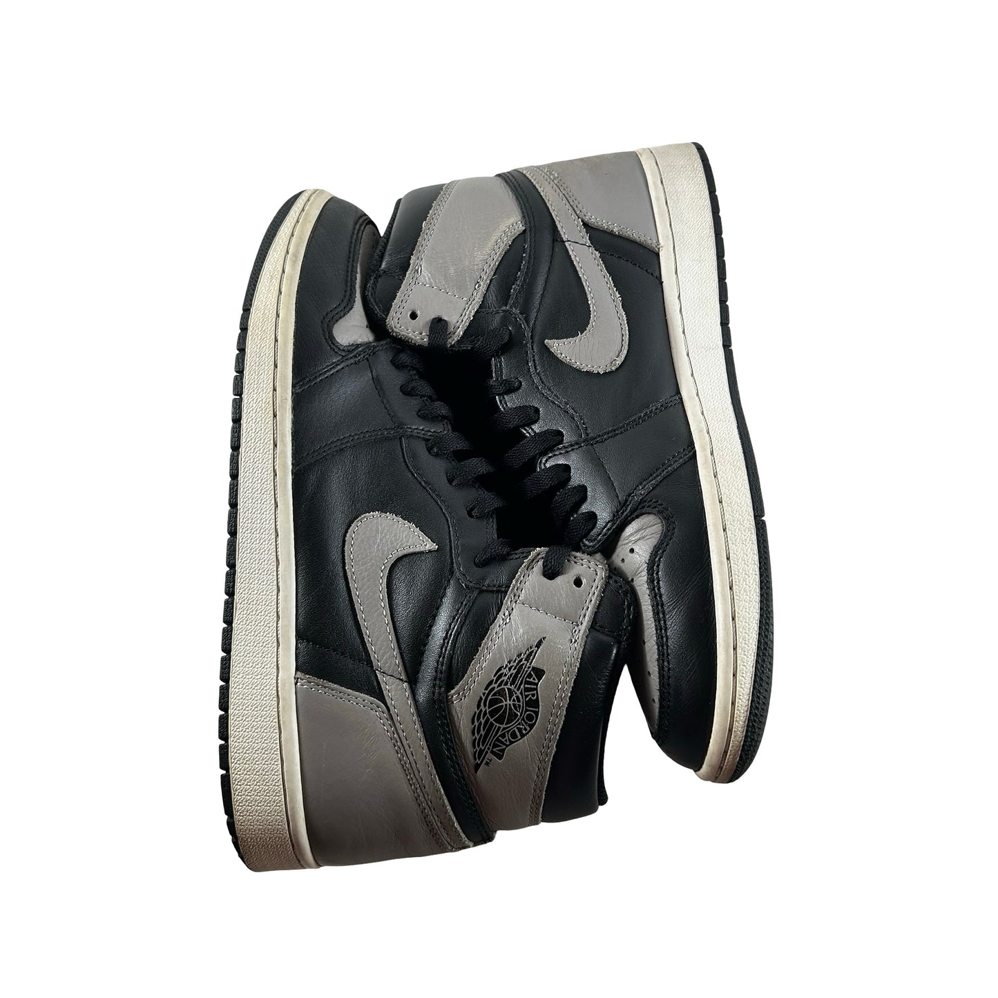 555088 013 Jordan 1 Shadow (2018) [USED] - 9 M (Used) (No Box)
