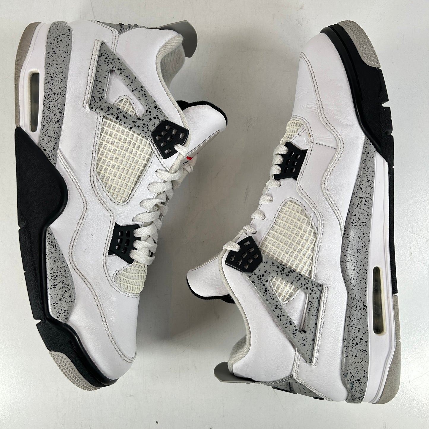 840606 192 Jordan 4 White Cement [USED] - 13 (Used) (No Box)