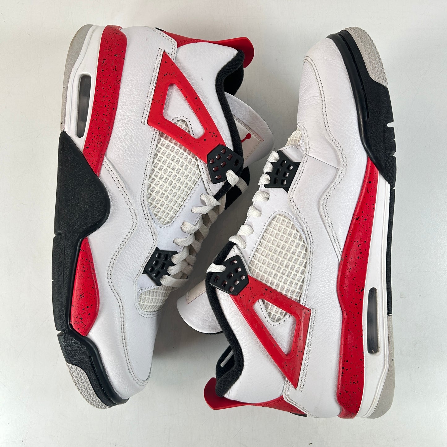 DH6927 161 Jordan 4 Retro Red Cement [USED] - 10.5 M (Used)