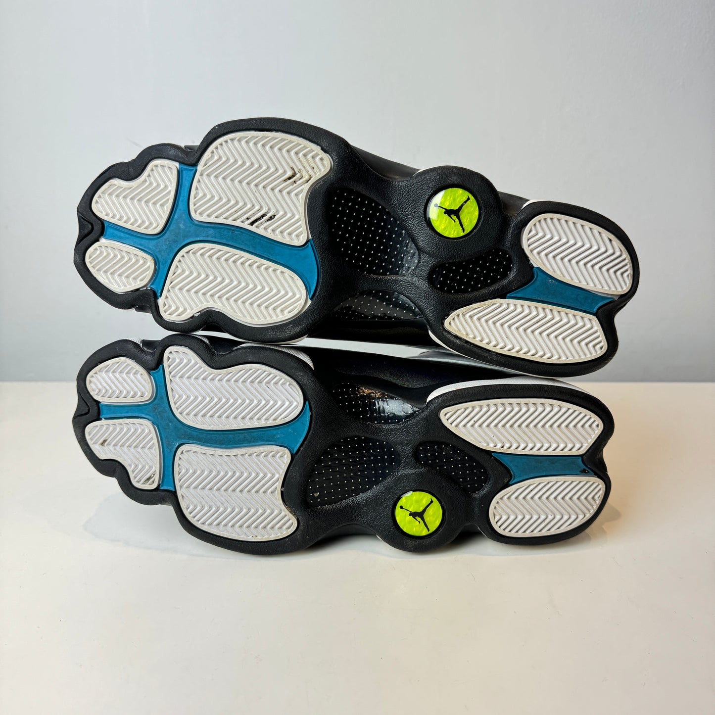 414571 115 Jordan 13 Retro Barons Hologram [USED] - 11 M (Used) (No Box)