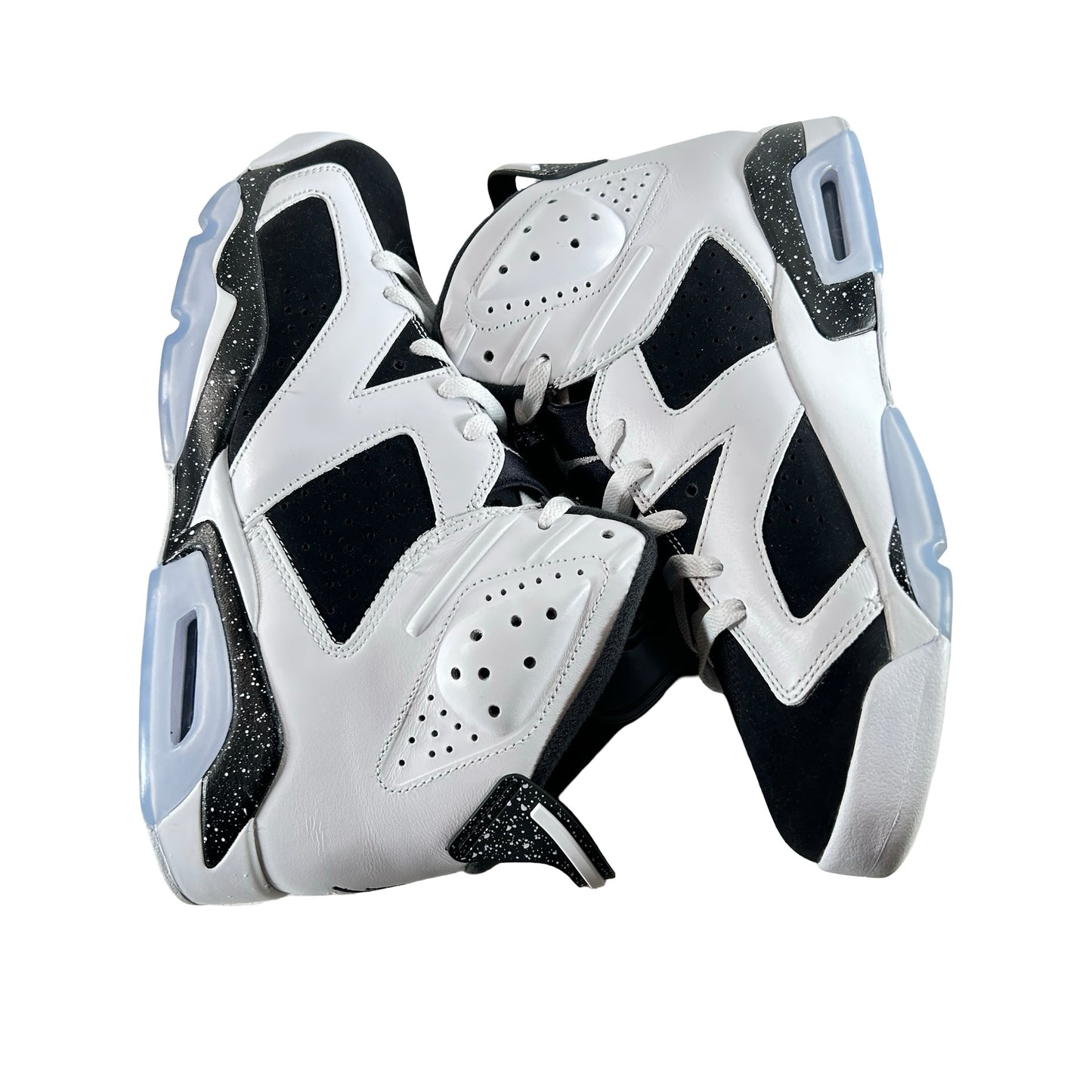CT8529 108 Air Jordan 6 Retro Oreo (2026) [USED] - 11 M (Used)