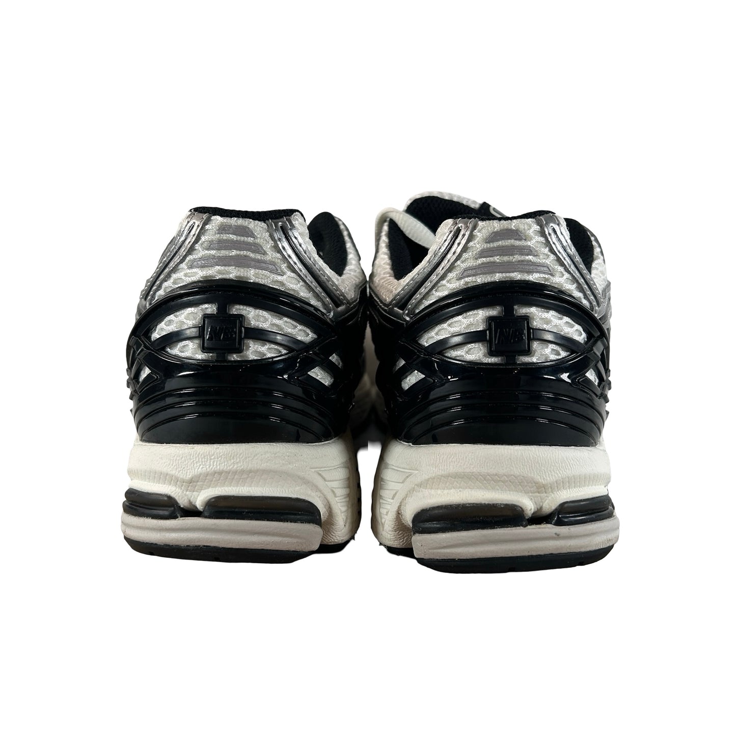 M1906RER New Balance 1906R Silver Black [USED] - 9 M (Used)