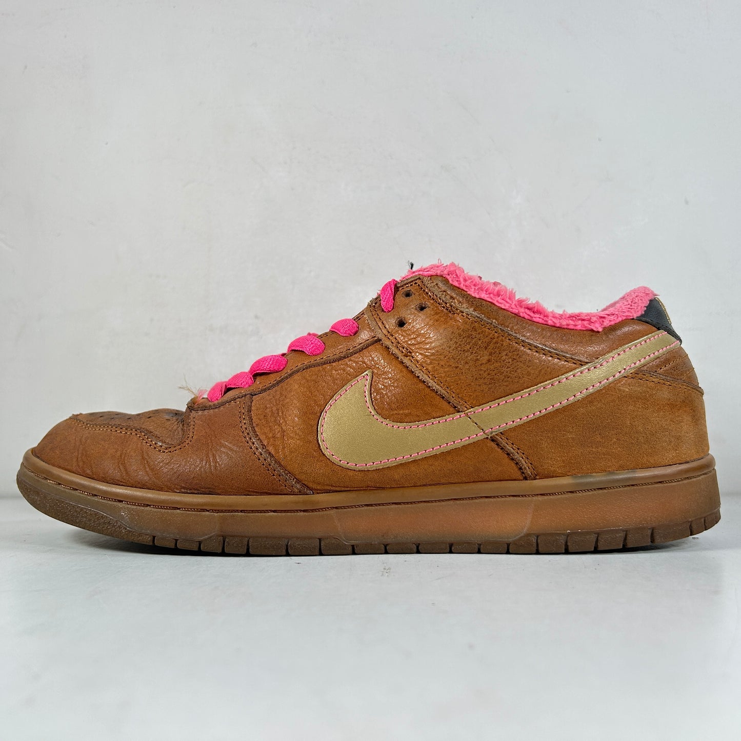 313170 271 Nike SB Dunk Low Gibson Guitar Case [USED] - 11.5 M (Used) (No Box)