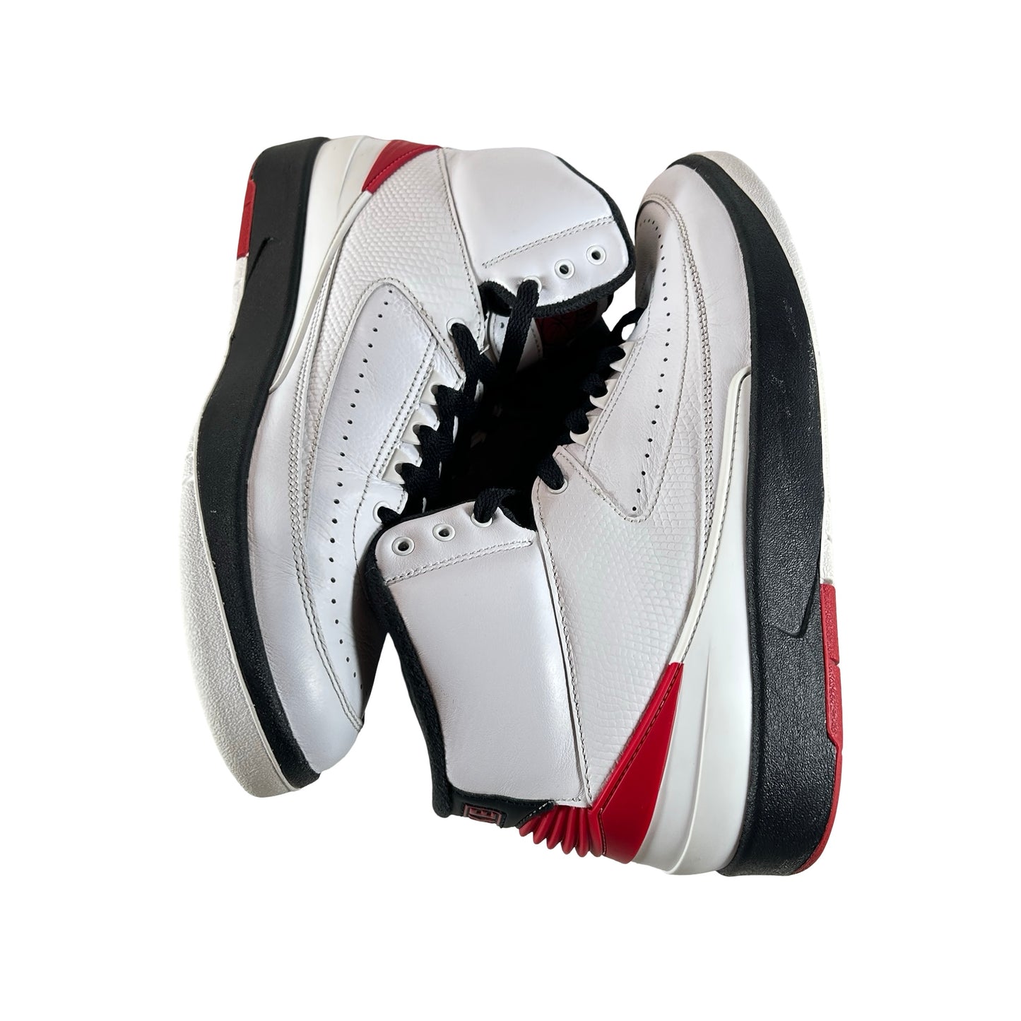 DX2454 106 Jordan 2 Retro OG Chicago (2022) [USED] - 9.5 M (Used8)