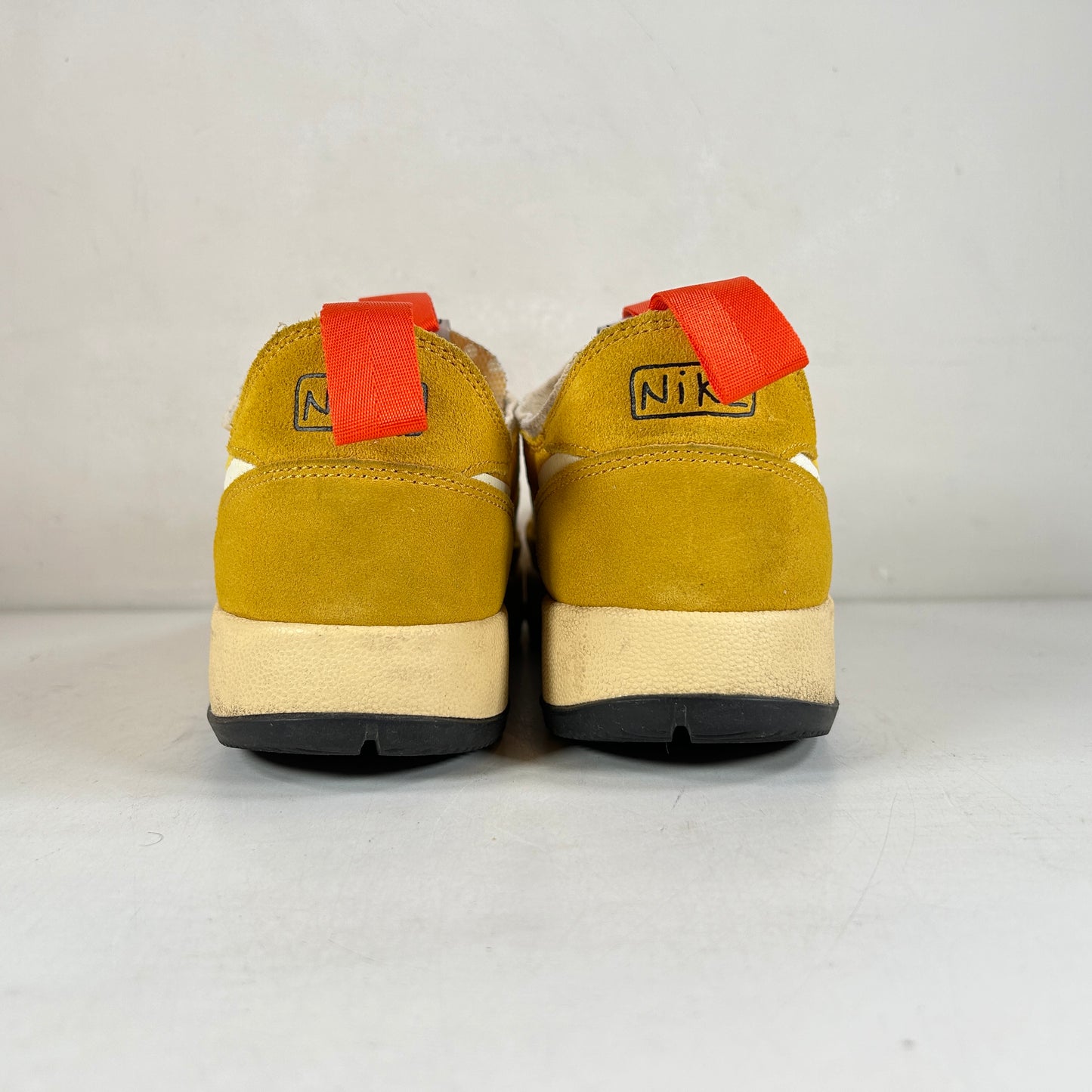 DA6672 700 NikeCraft GPS Tom Sachs Archive Dark Sulfur [USED] - 9.5 W (Used)