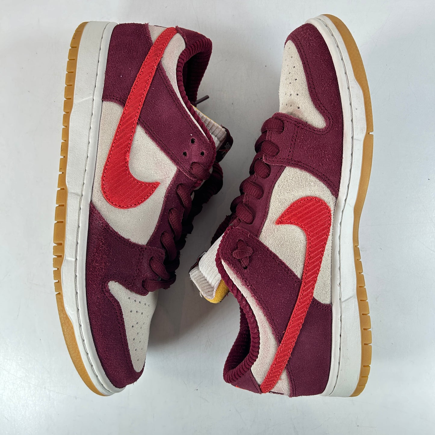 DX4589 600 Nike SB Dunk Low Skate Like A Girl [USED] - 10 M (Used)