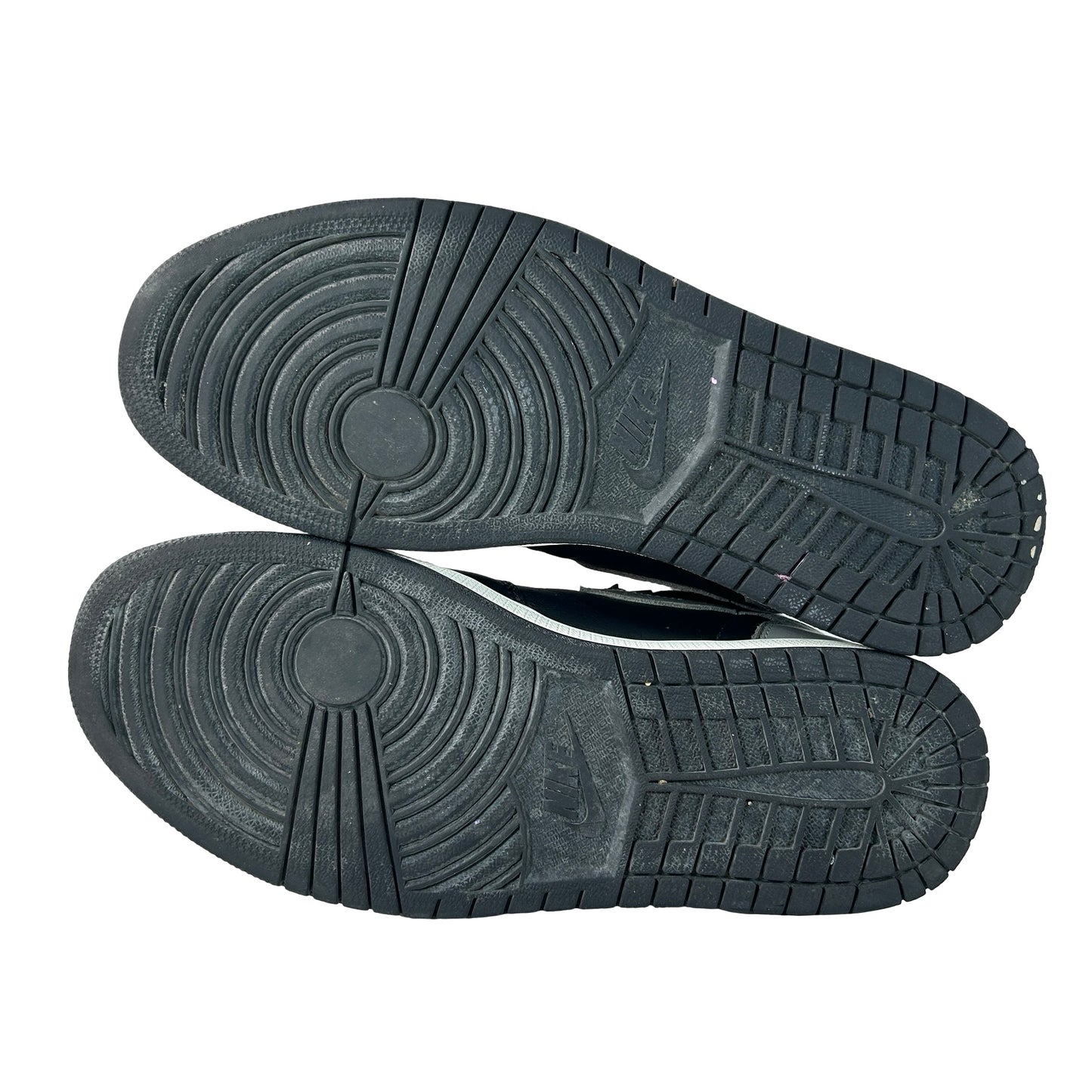555088 013 Jordan 1 Sombra (2018)