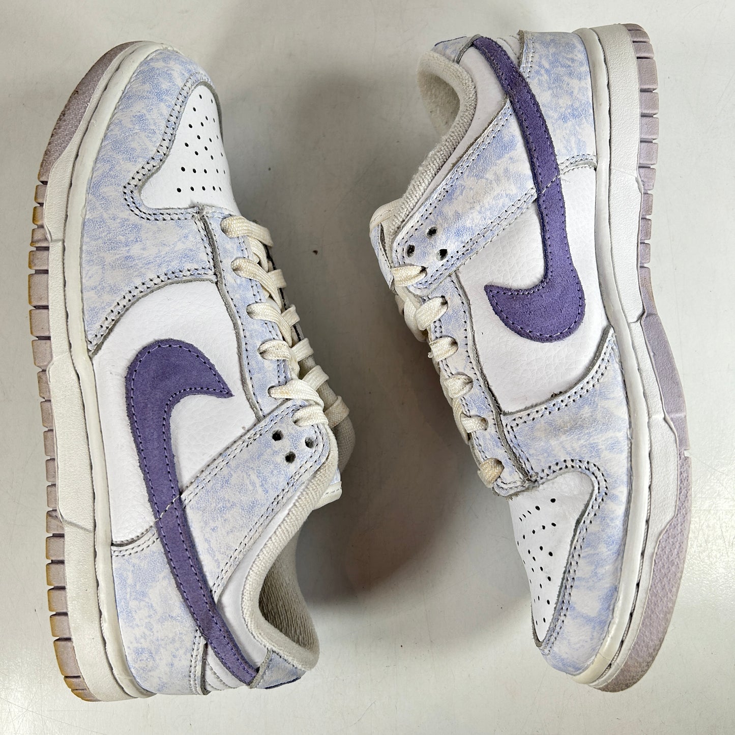 DM9467 500 Nike Dunk Low Purple Pulse (Women's) [USED] - 6 W (Used)