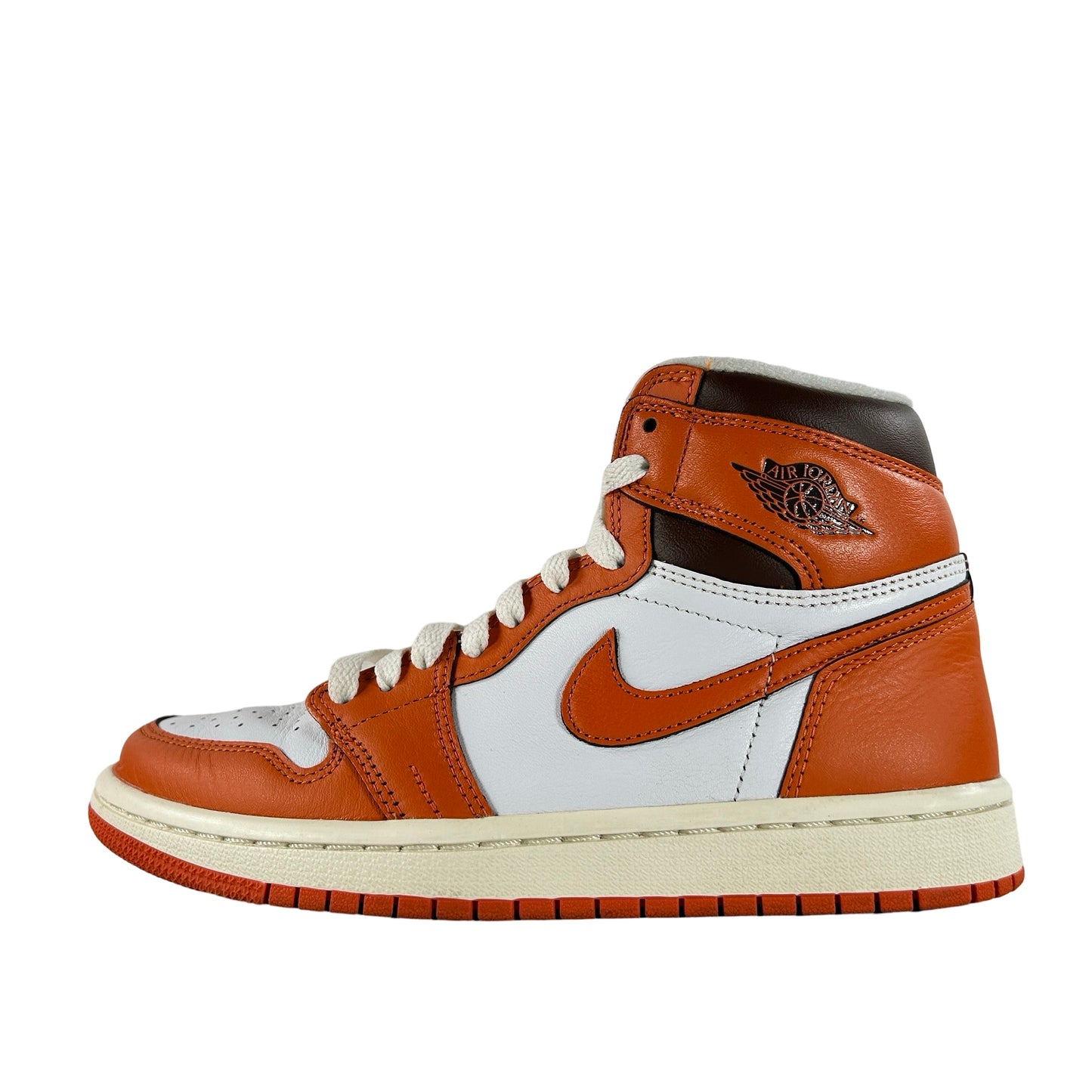 DO9369 101 Jordan 1 Retro High OG Starfish (Mujeres)
