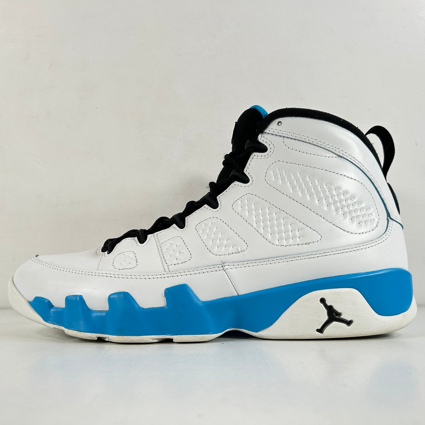 FQ8992 101 Jordan 9 Retro Powder Blue (2024) [USED] - 11.5 M (Used5)