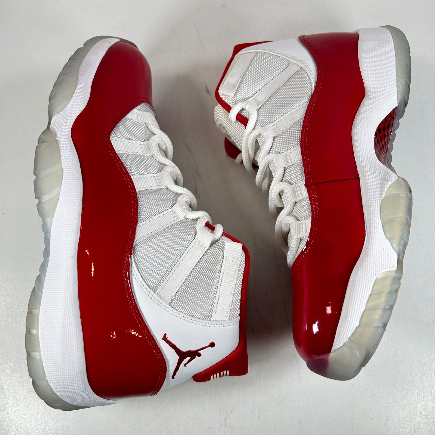 CT8012 116 Jordan 11 Retro Cherry (2022) [USED] - 9.5 M (Used5)