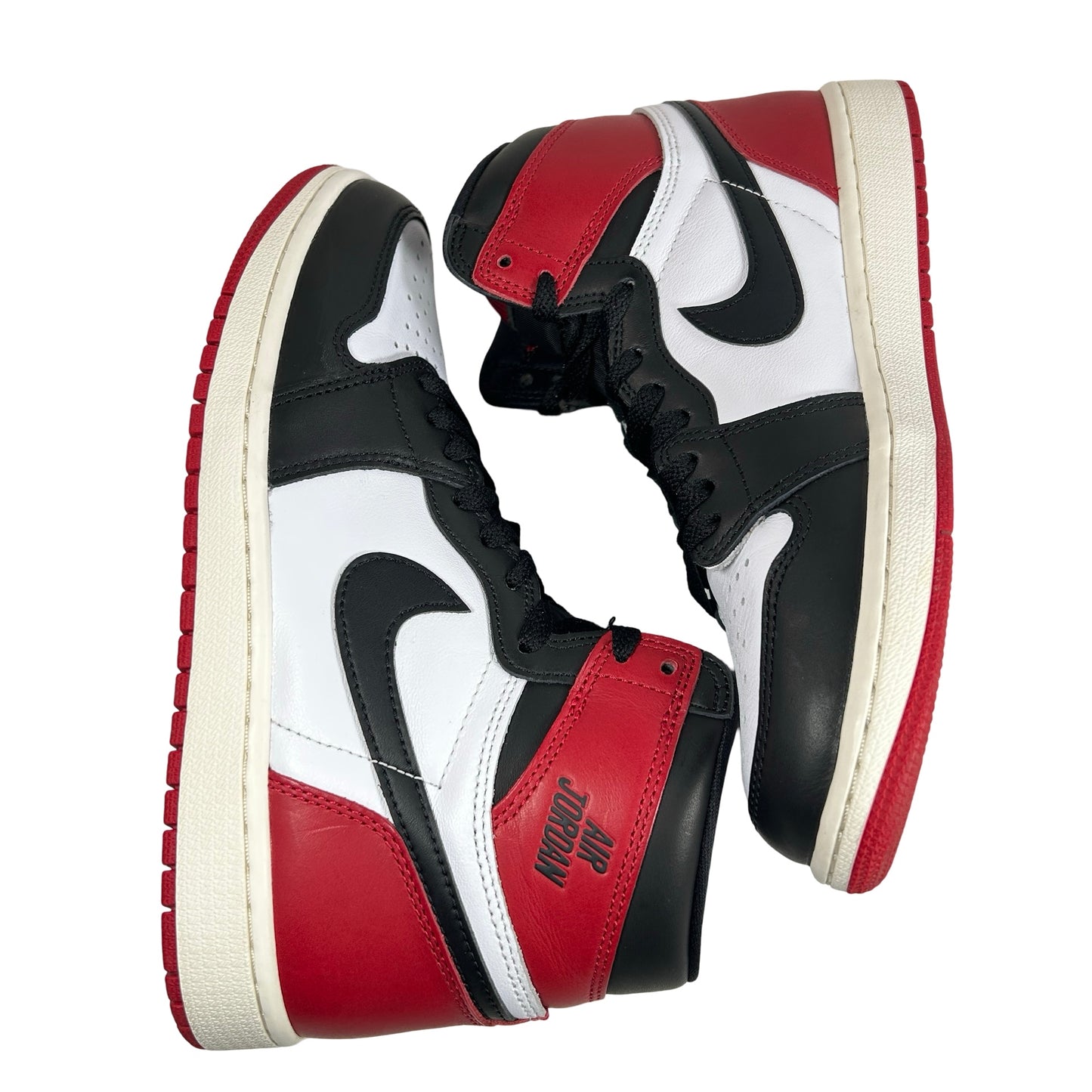 DZ5485 106 Air Jordan 1 High OG Black Toe Reimagined [USED] - 8.5 M (Used)