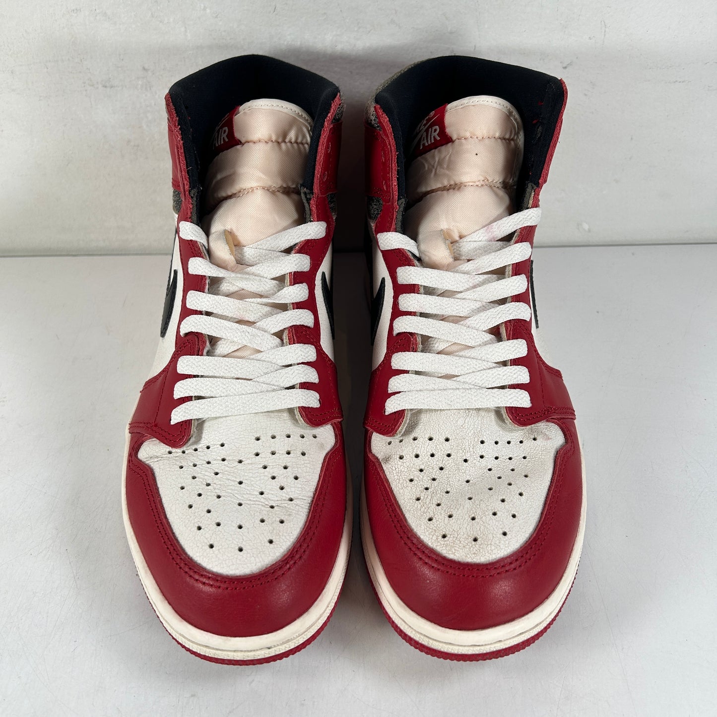 DZ5485 612 Jordan 1 Retro High OG Chicago Lost And Found [USED] - 9 M (Used3)