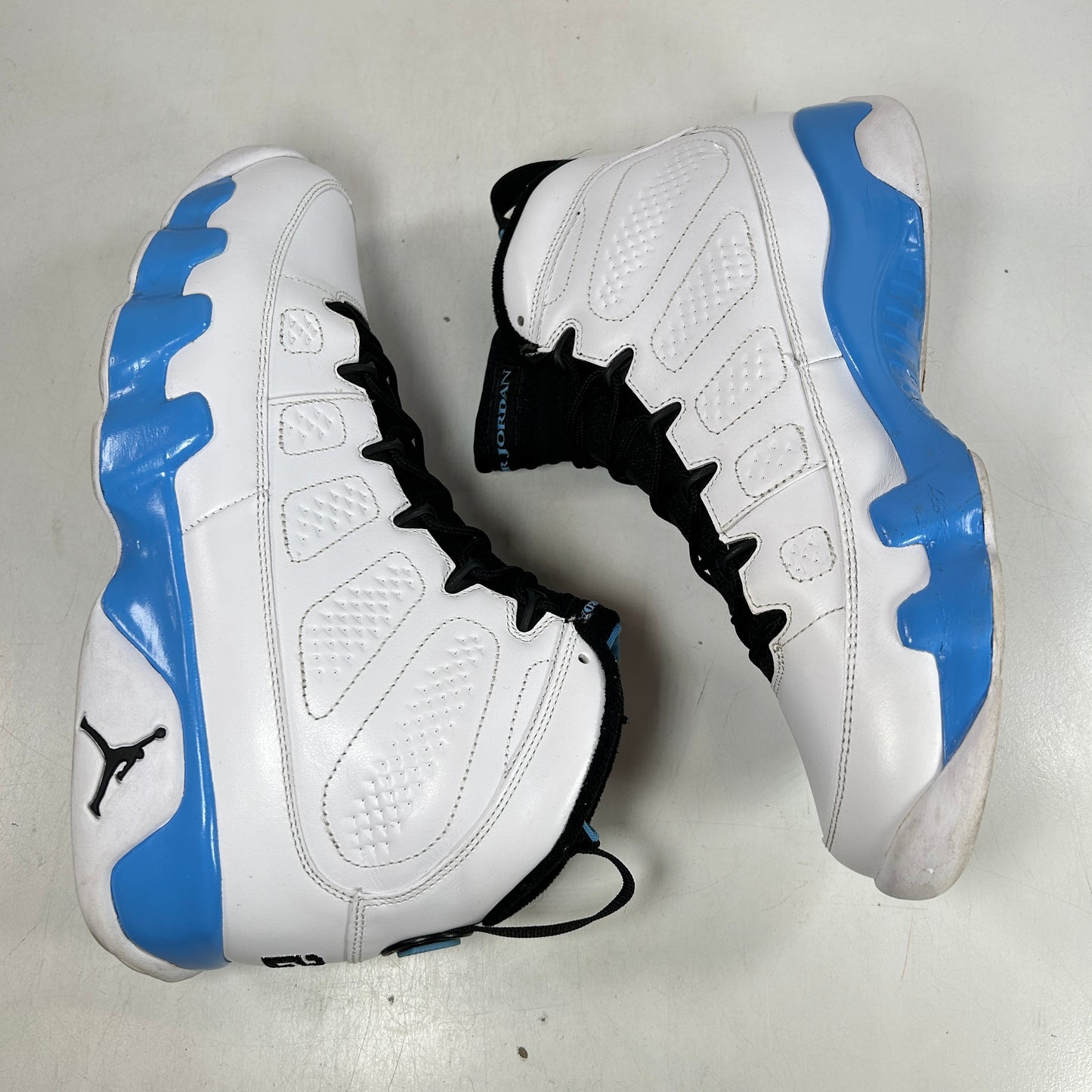 302370 103 Jordan 9 Retro Polvo