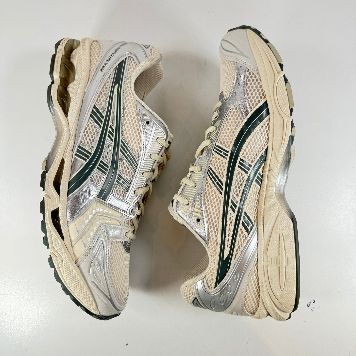 1201A019 200 ASICS Gel-Kayano 14 Birch Dark Pewter [USED] - 13 M (Used)