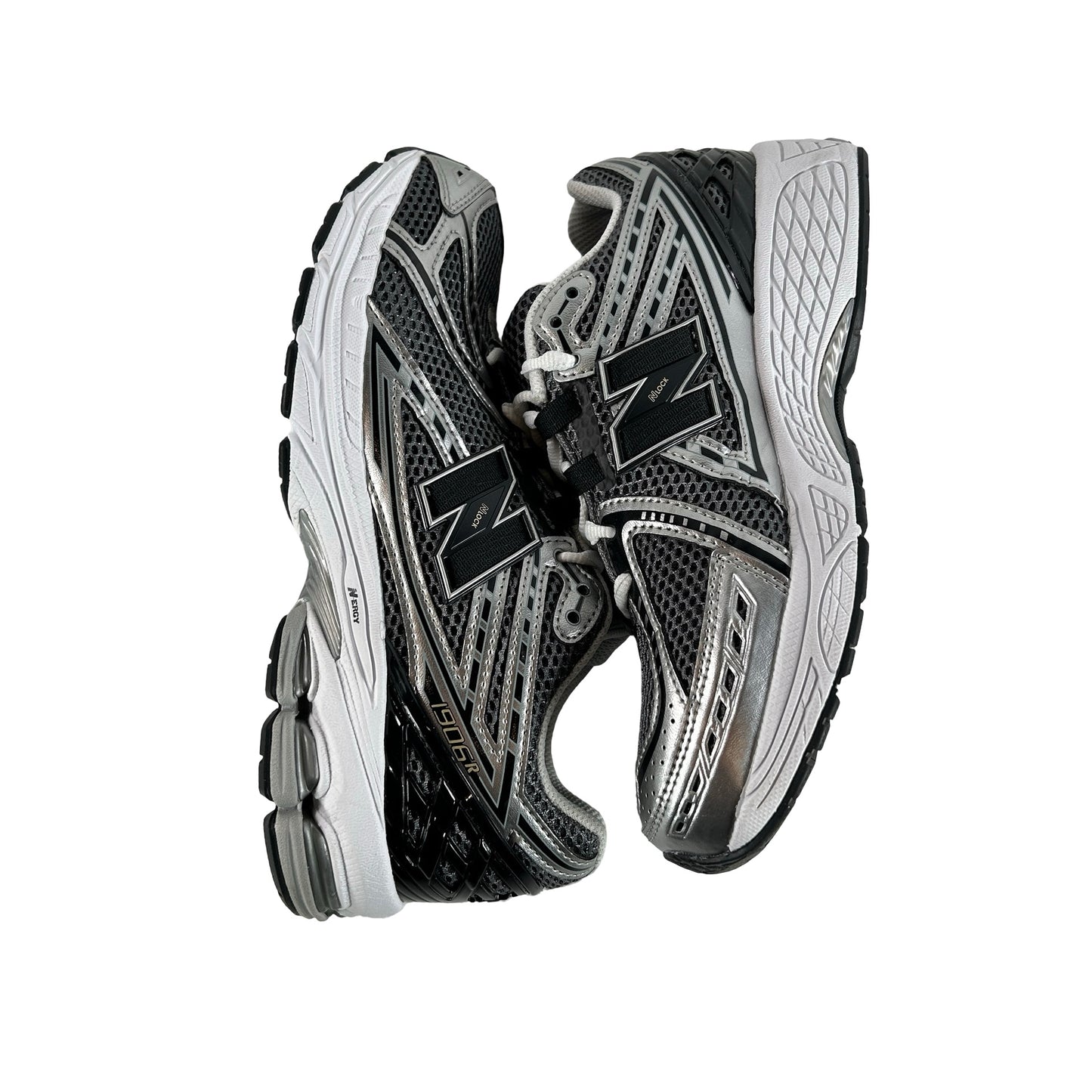 GC1906CG New Balance 1906R Silver Metalic Black (GS) [USED] - 7 Y (Used)