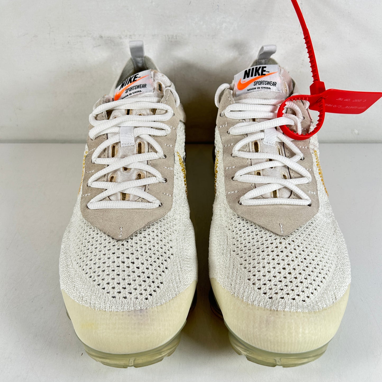 AA3831 100 Vapormax Off-White White [USED] - 10 M (Used)