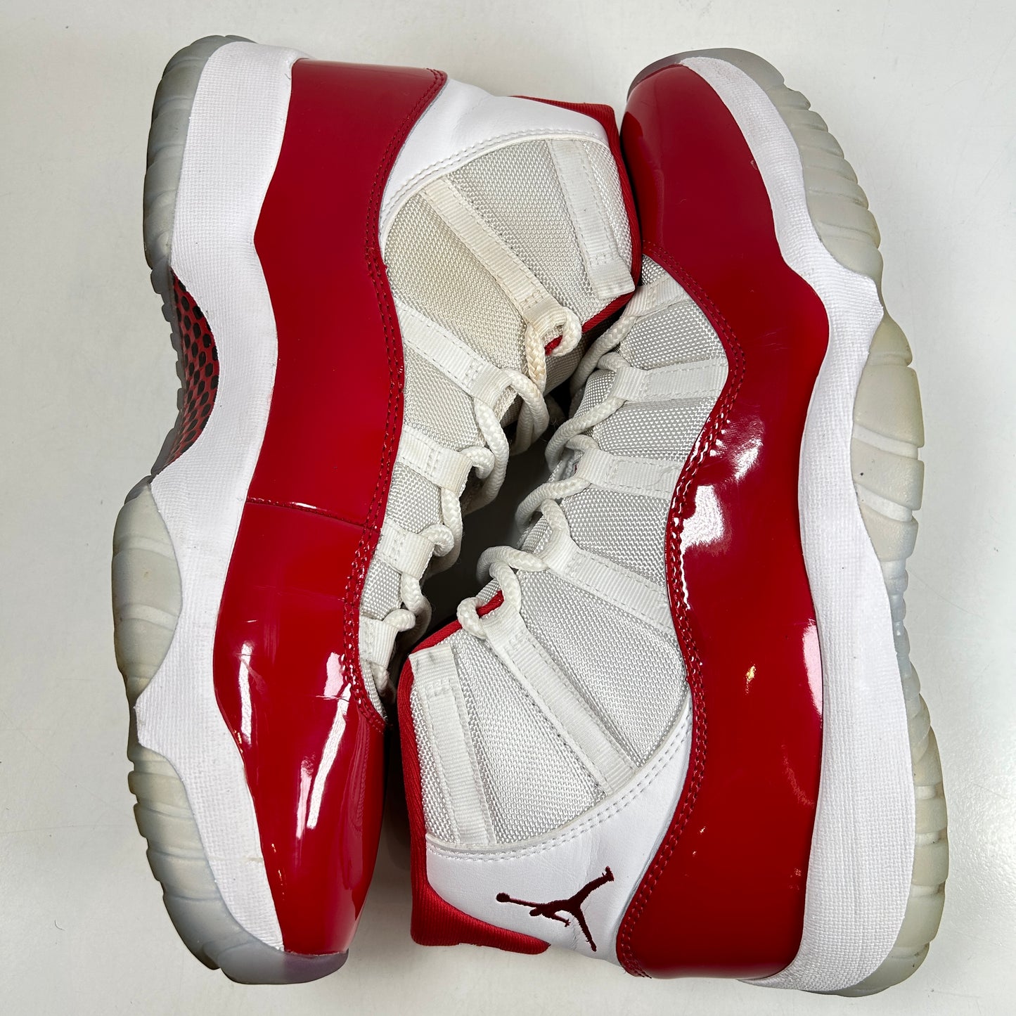 CT8012 116 Jordan 11 Retro Cherry (2022) [USED] - 11.5 M (Used)