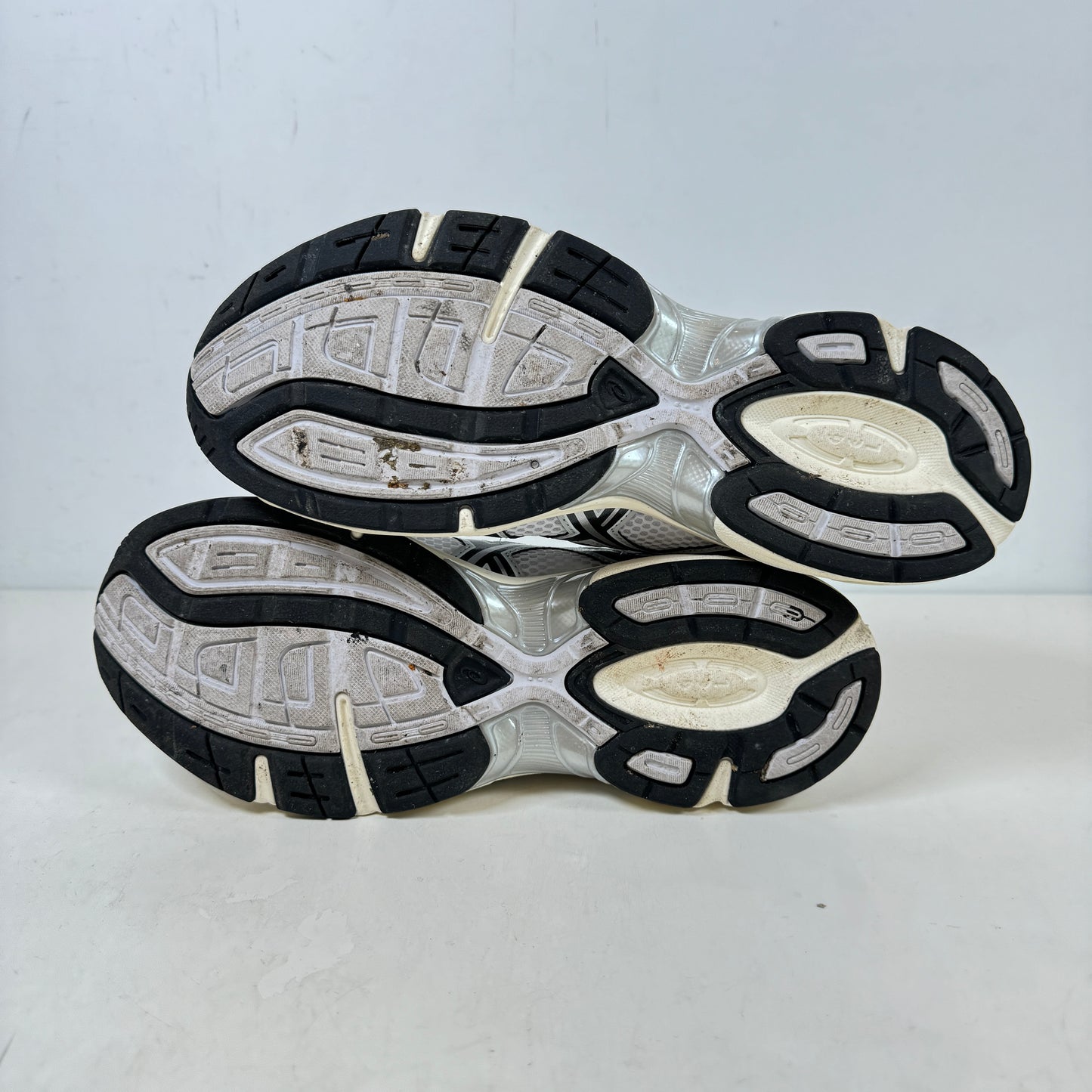 1201A256 118 ASICS Gel-1130 White Cloud Grey [USED] - 12 M (Used)