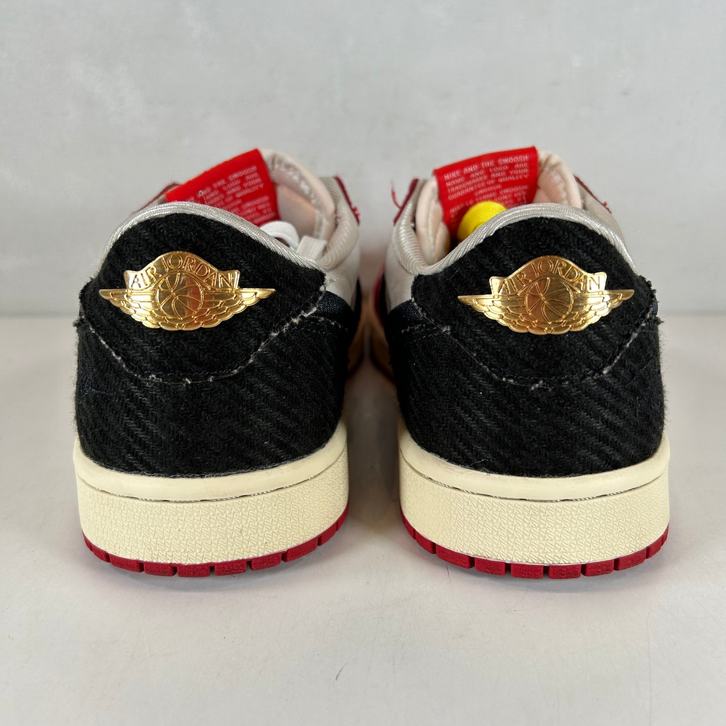 FN0432 100 Jordan 1 Retro Low OG Trophy Room Away [USED] - 8 M (Used)