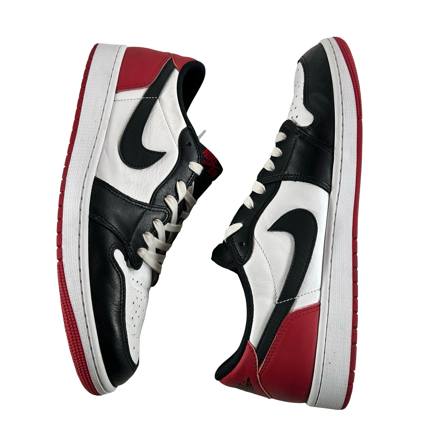 CZ0790 106  Jordan 1 Retro Low OG Black Toe (2023) [USED] - 13 M (Used)