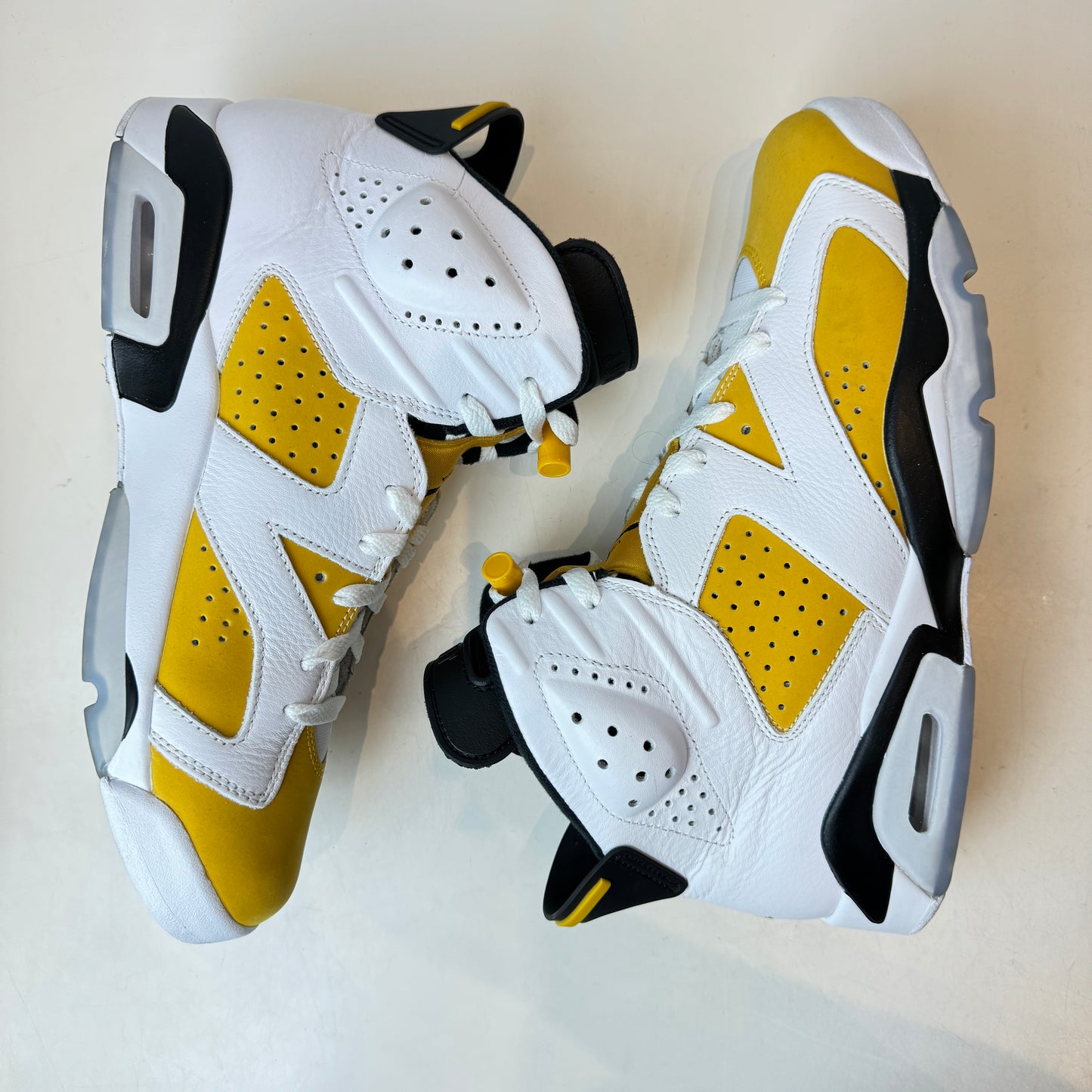 CT8529 170 Jordan 6 Retro Yellow Ochre [USED] - 11 M (Used2)