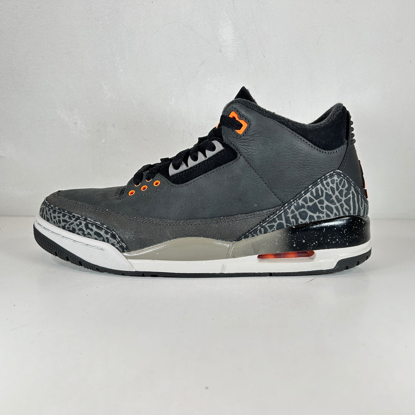 CT8532 080 Jordan 3 Retro Fear Pack (2023) [USED] - 10 M (Used2)